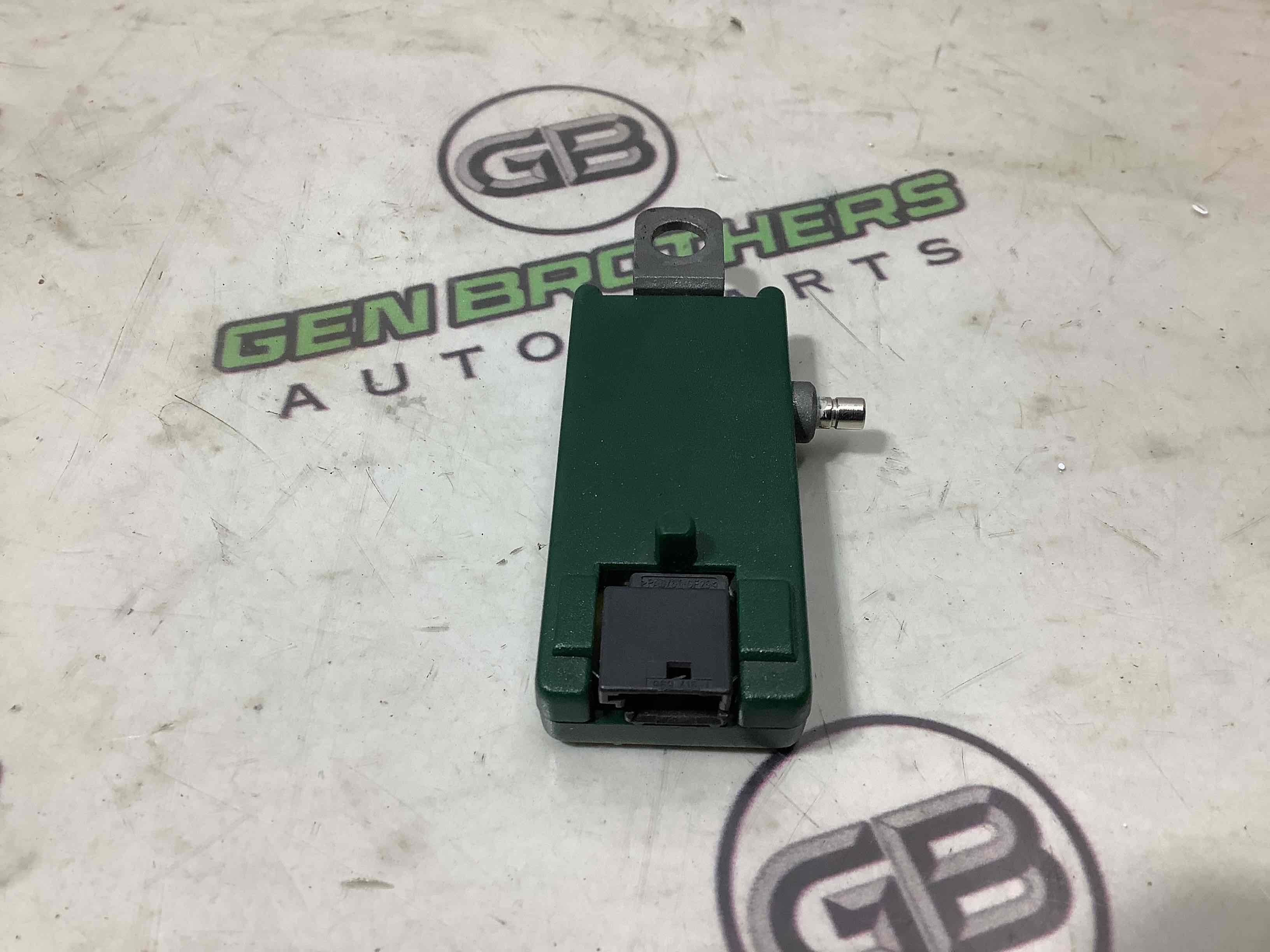 Антена, підсилювач антени