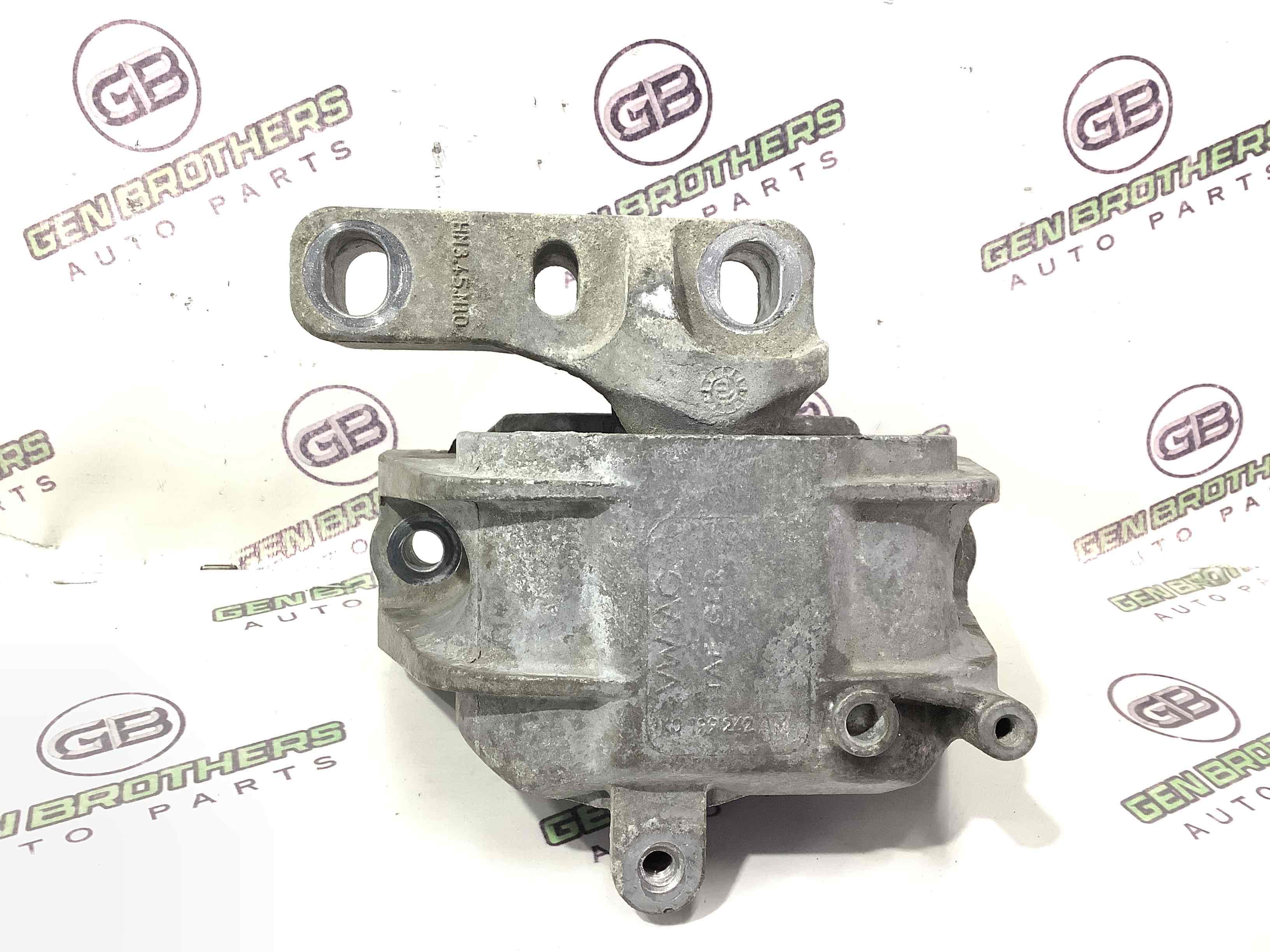 Подушка кріплення двигуна