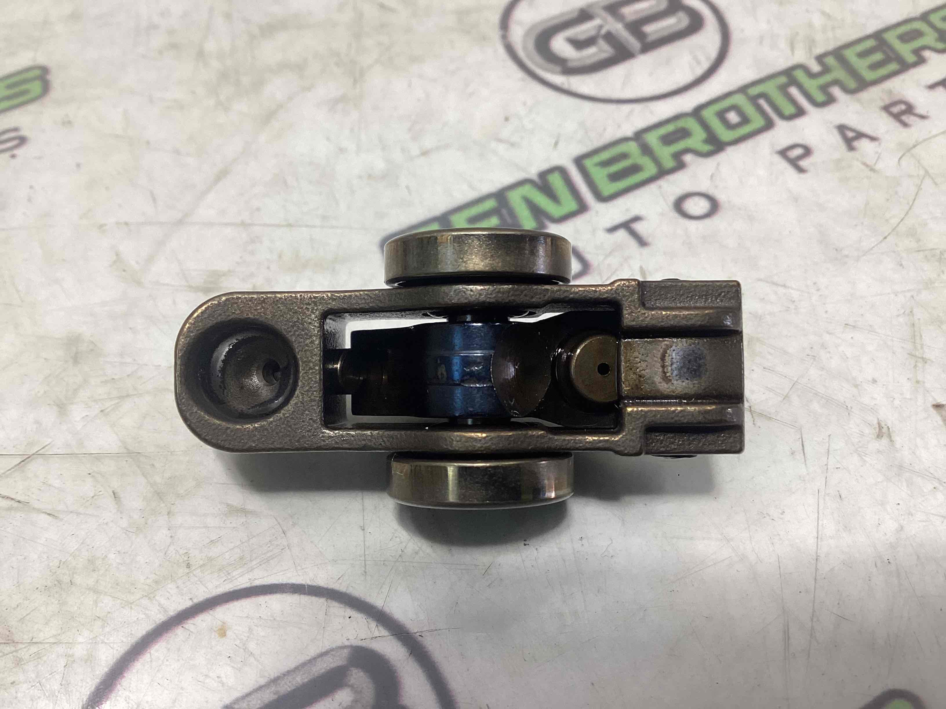 Запчастини двигуна