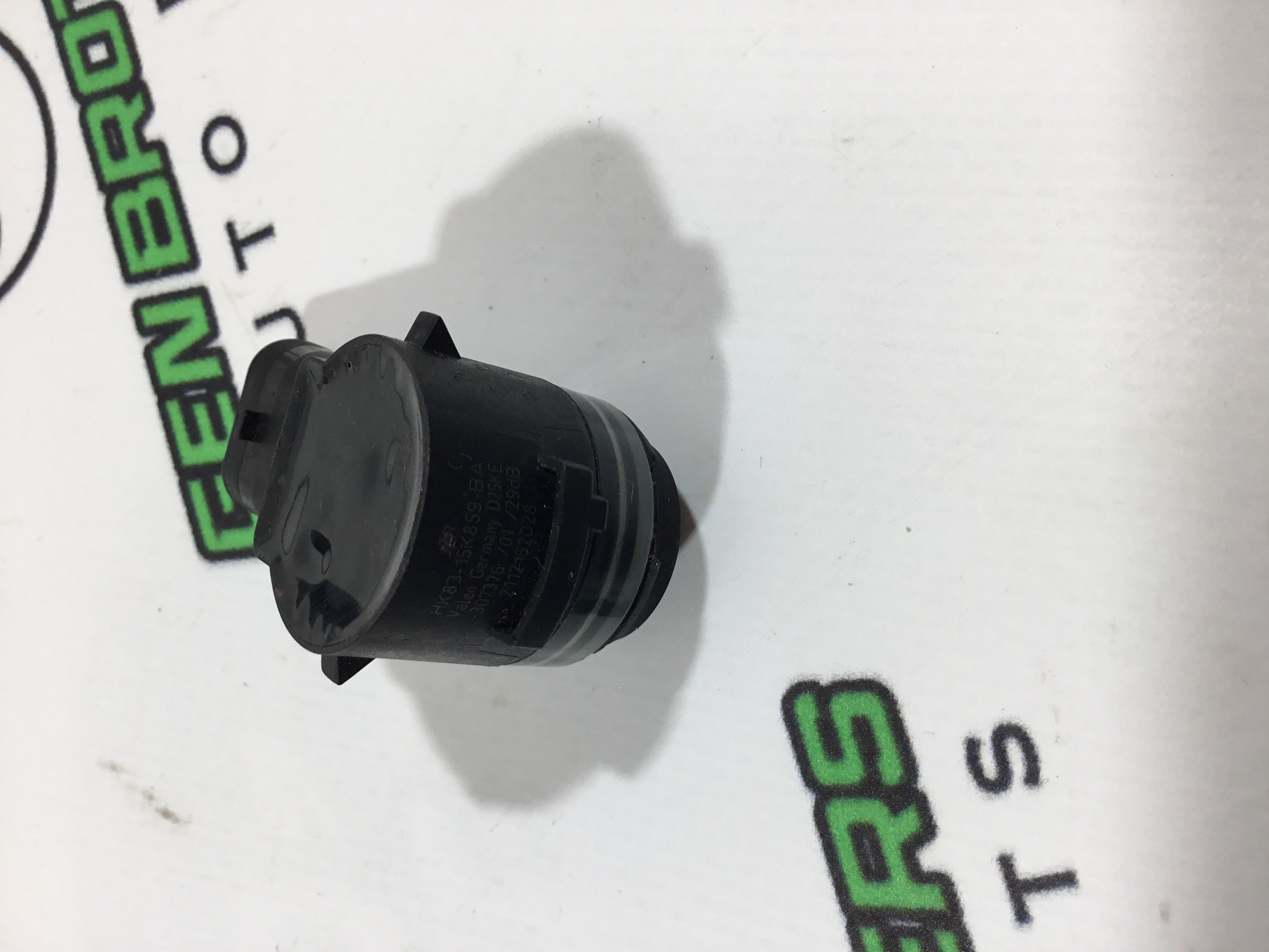 Парктронік, кріплення, корпус