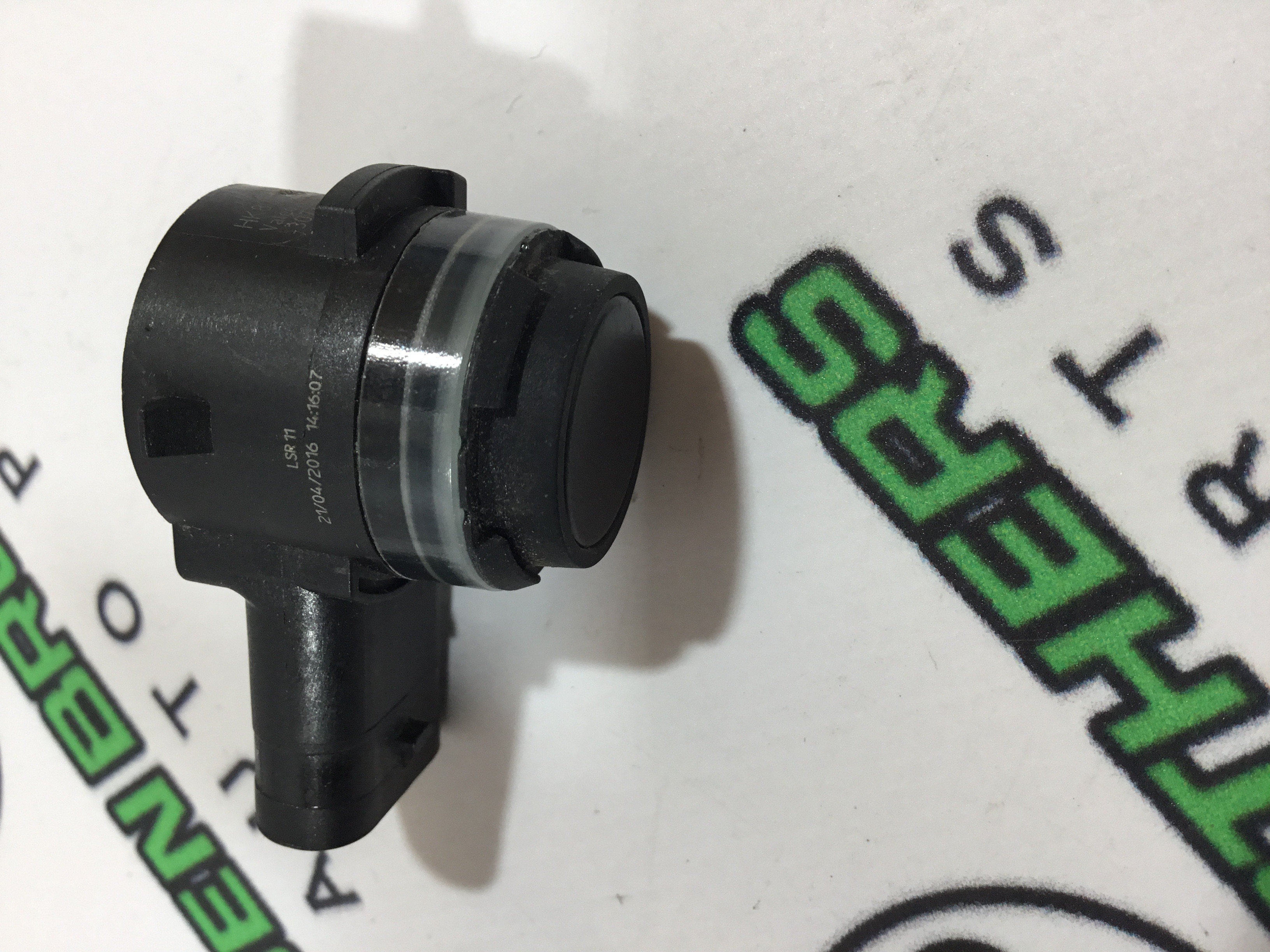 Парктронік, кріплення, корпус