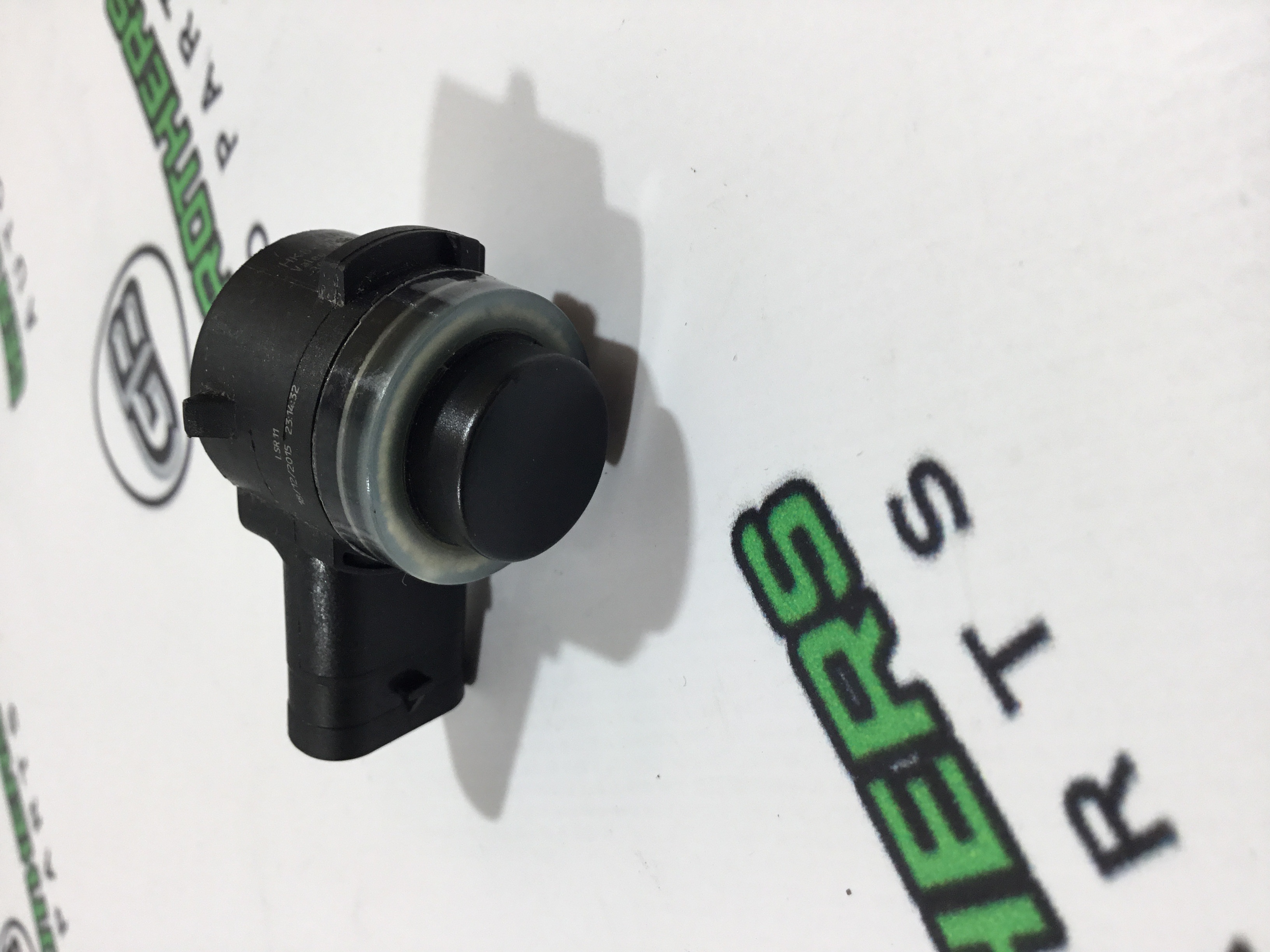 Парктронік, кріплення, корпус