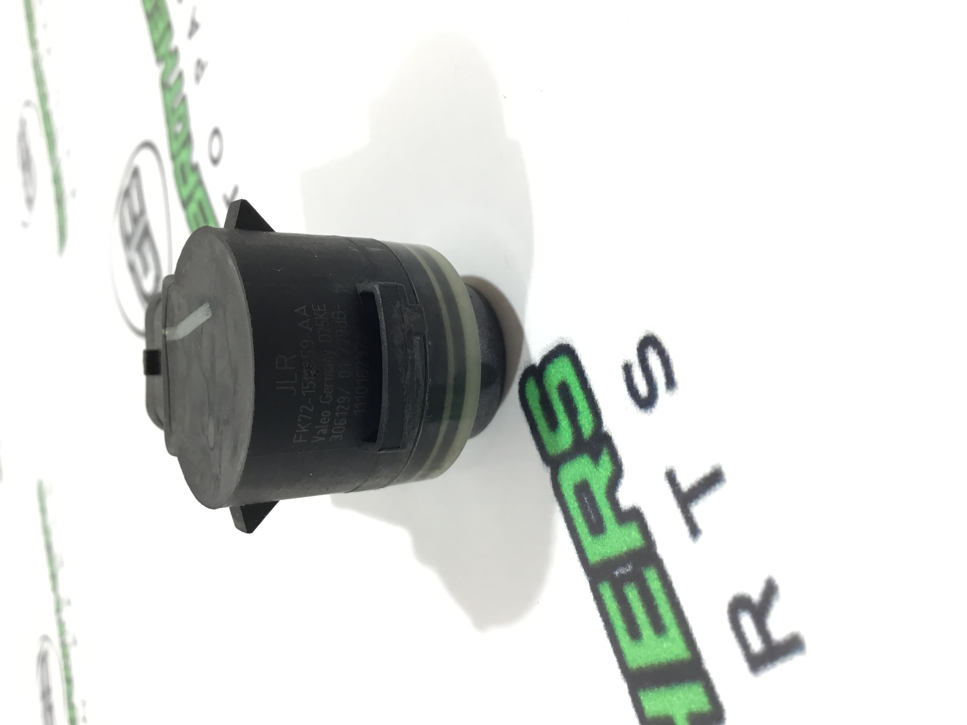 Парктронік, кріплення, корпус