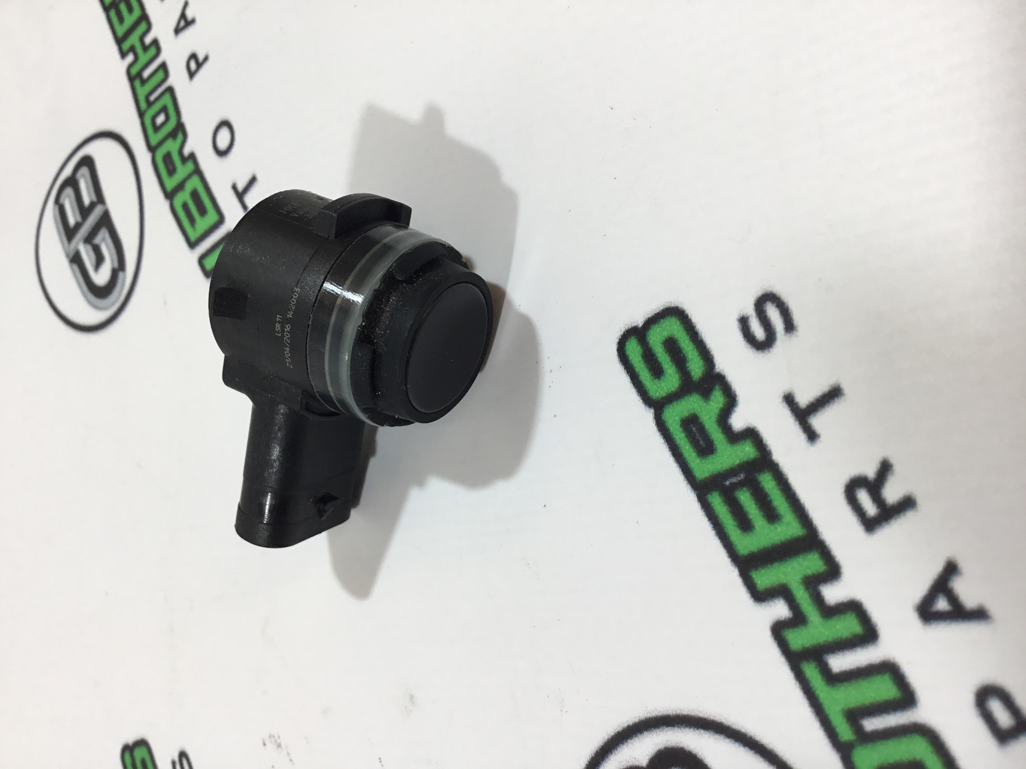 Парктронік, кріплення, корпус