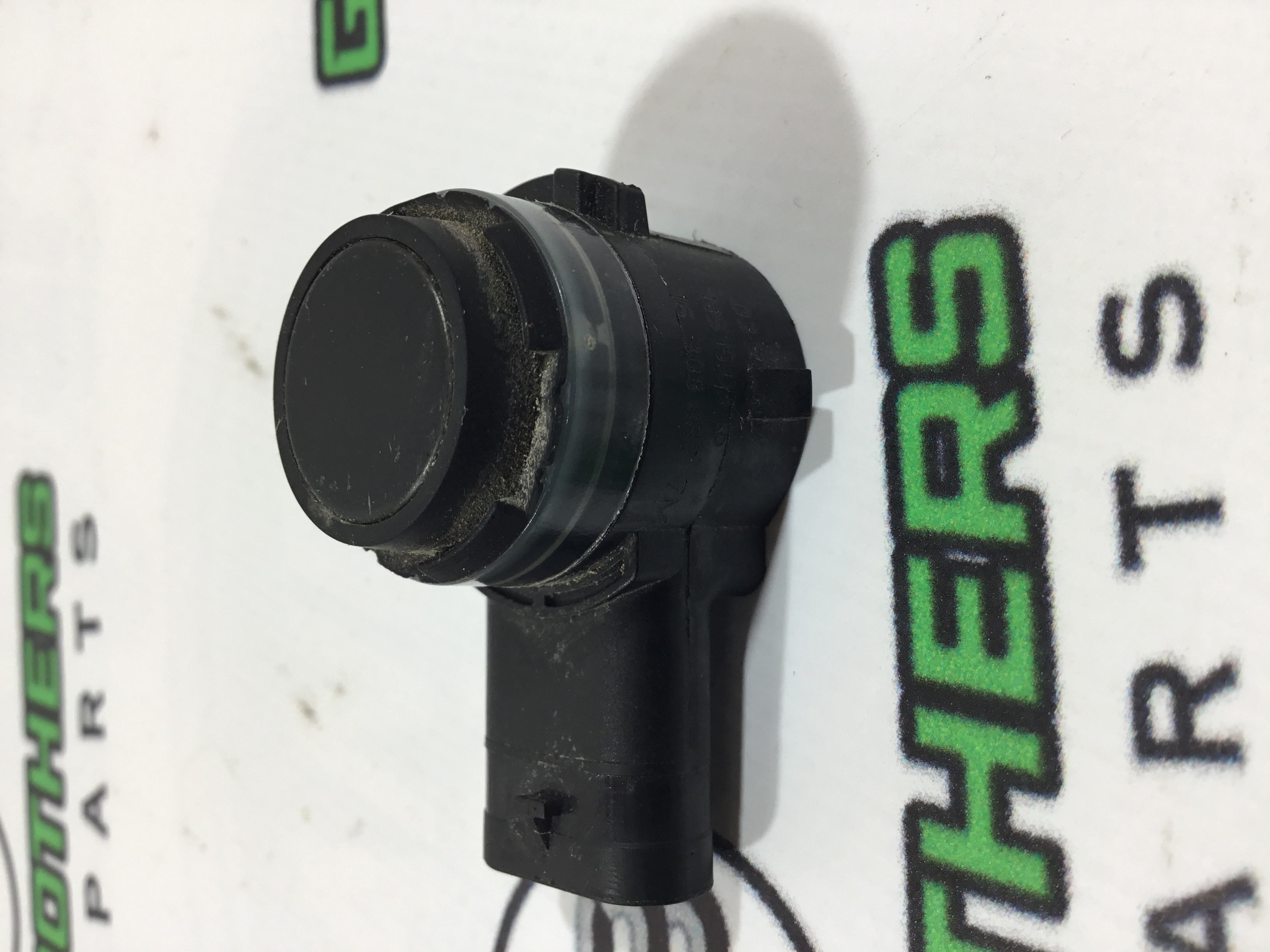 Парктронік, кріплення, корпус