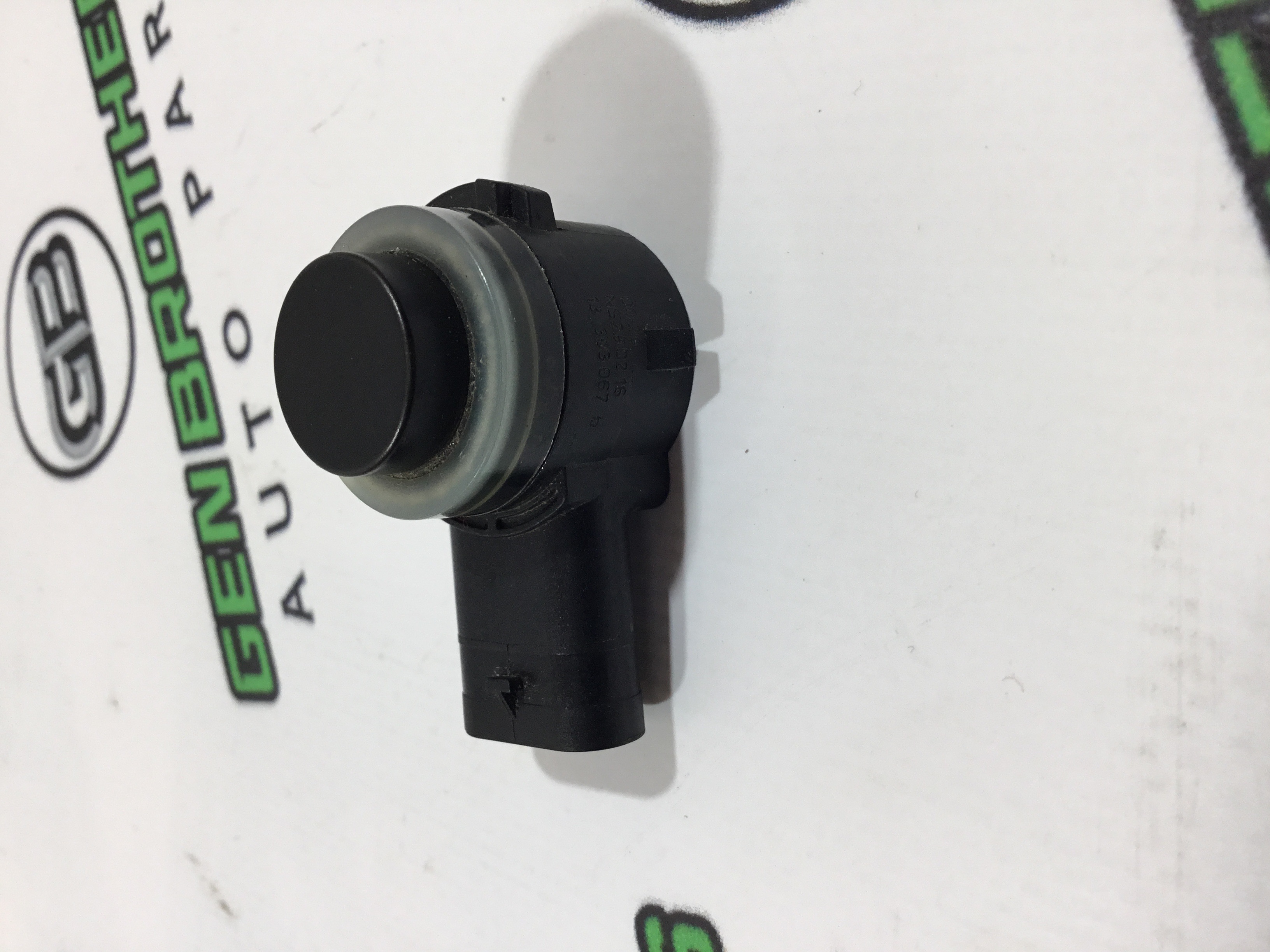 Парктронік, кріплення, корпус