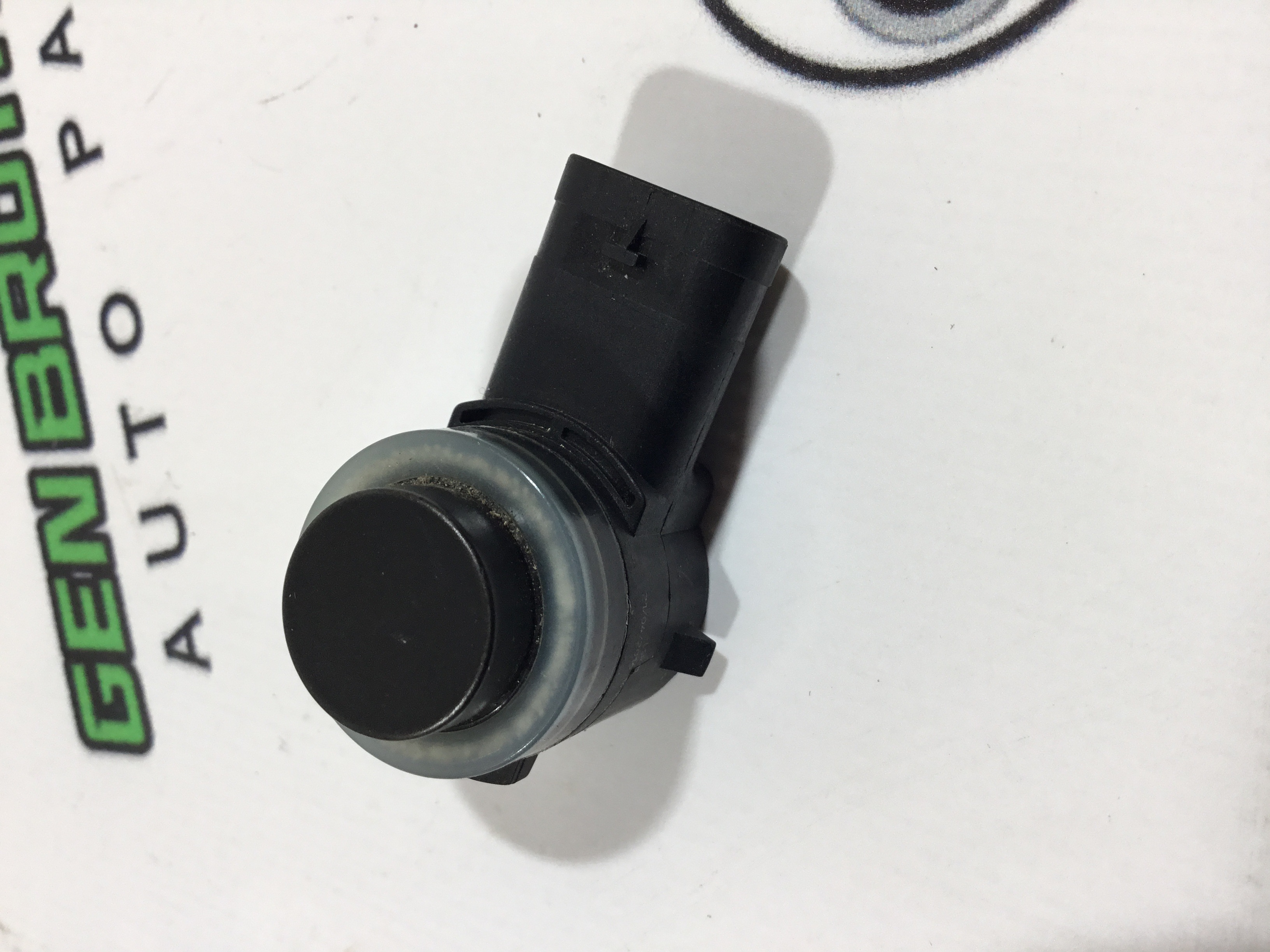 Парктронік, кріплення, корпус