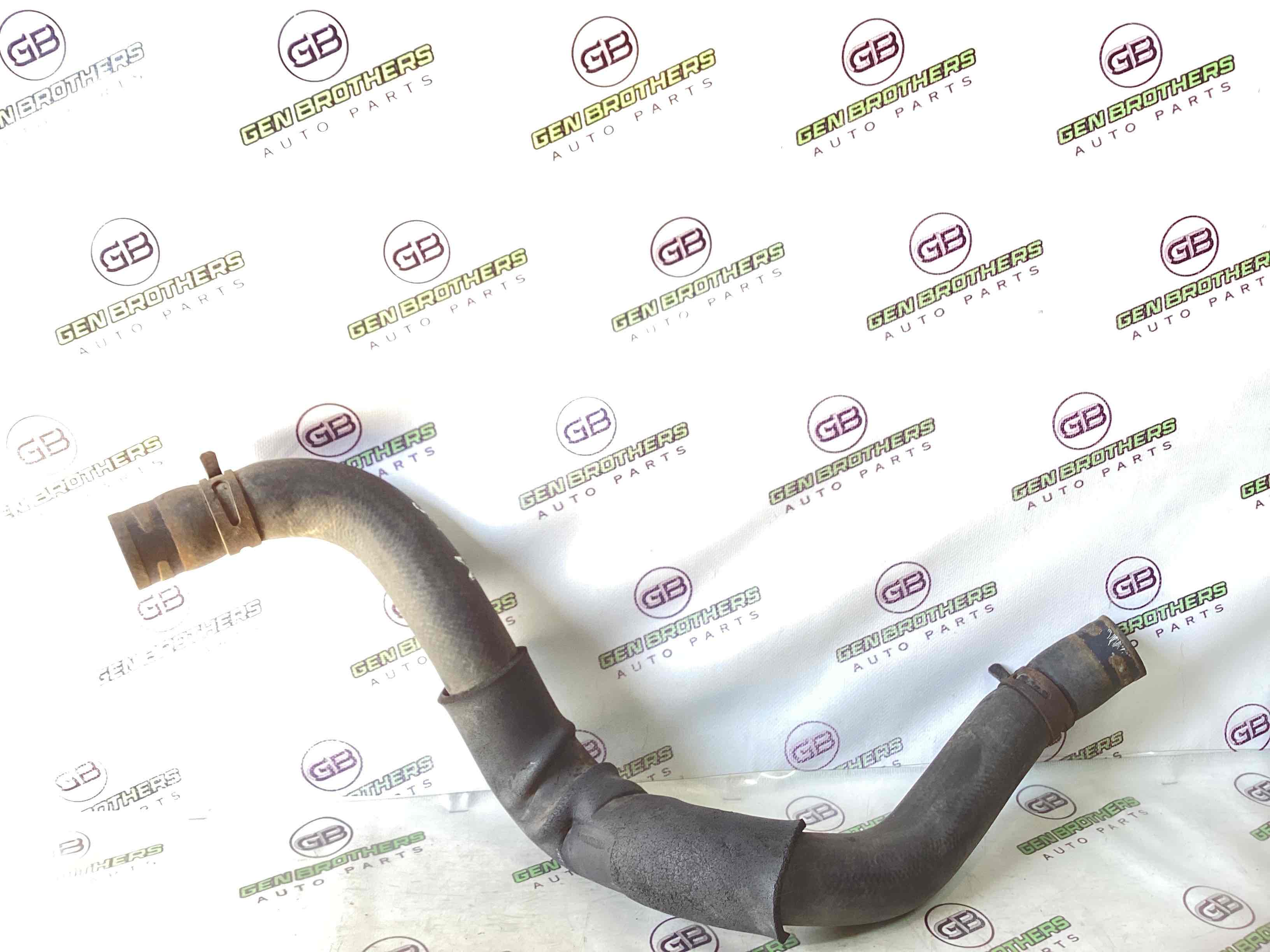 Патрубок радіаторів