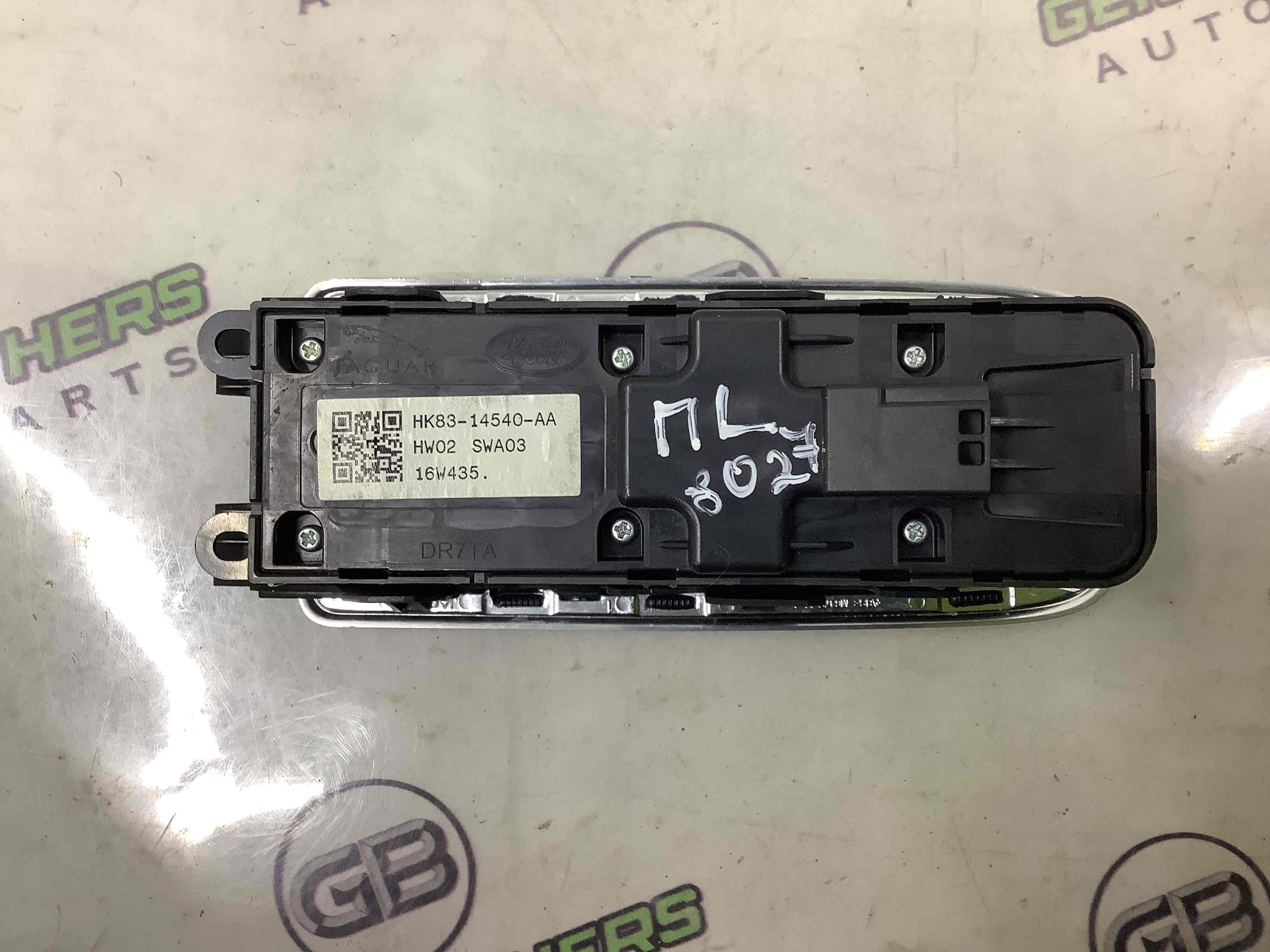 Кнопки керування склопідйомниками