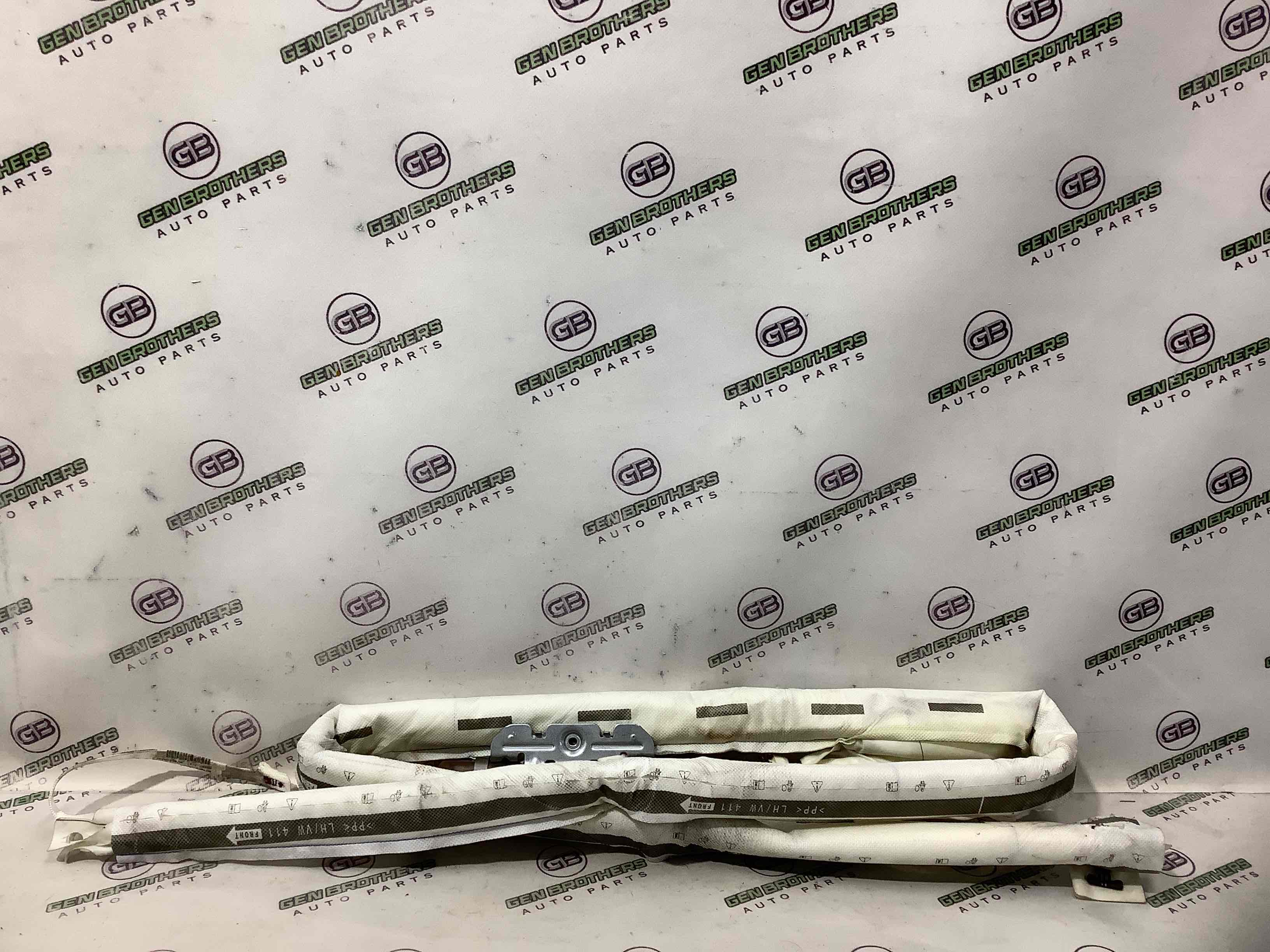 Подушка безпеки збоку шторка