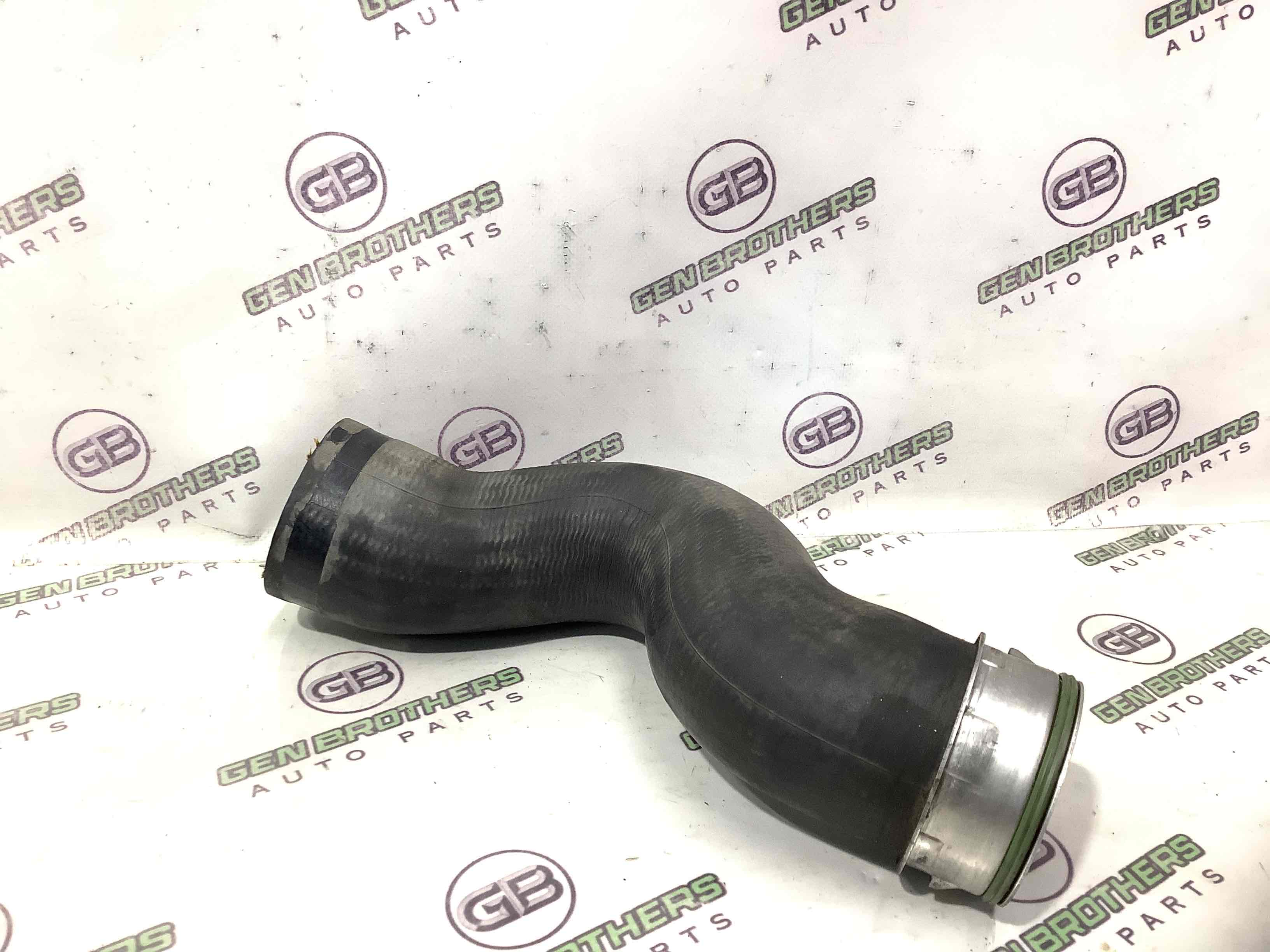 Патрубок інтеркулера