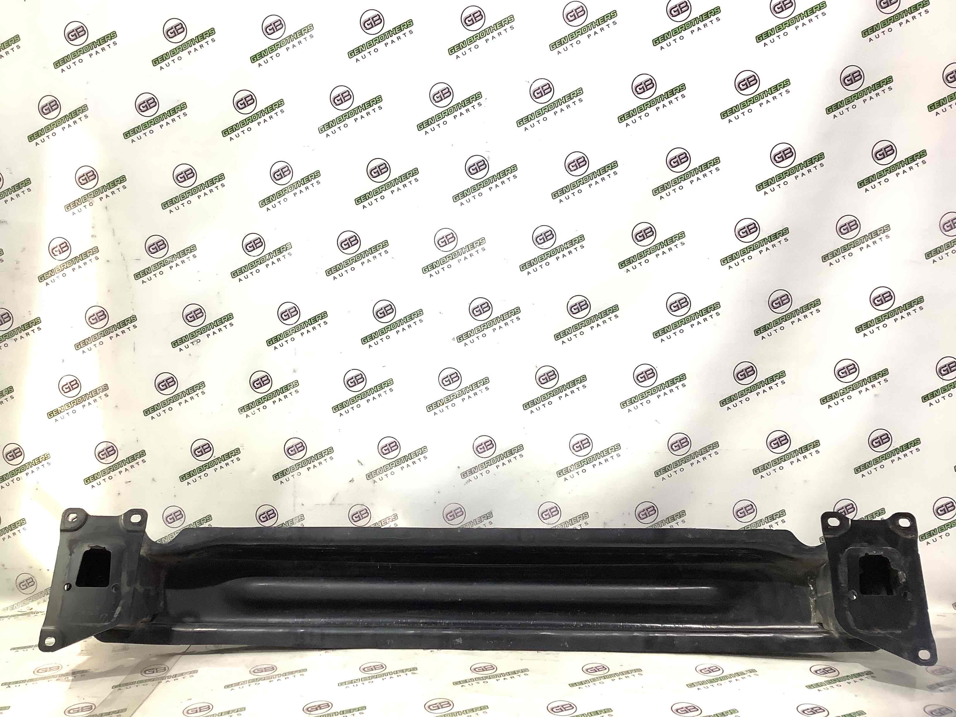 Підсилювач бампера заднього