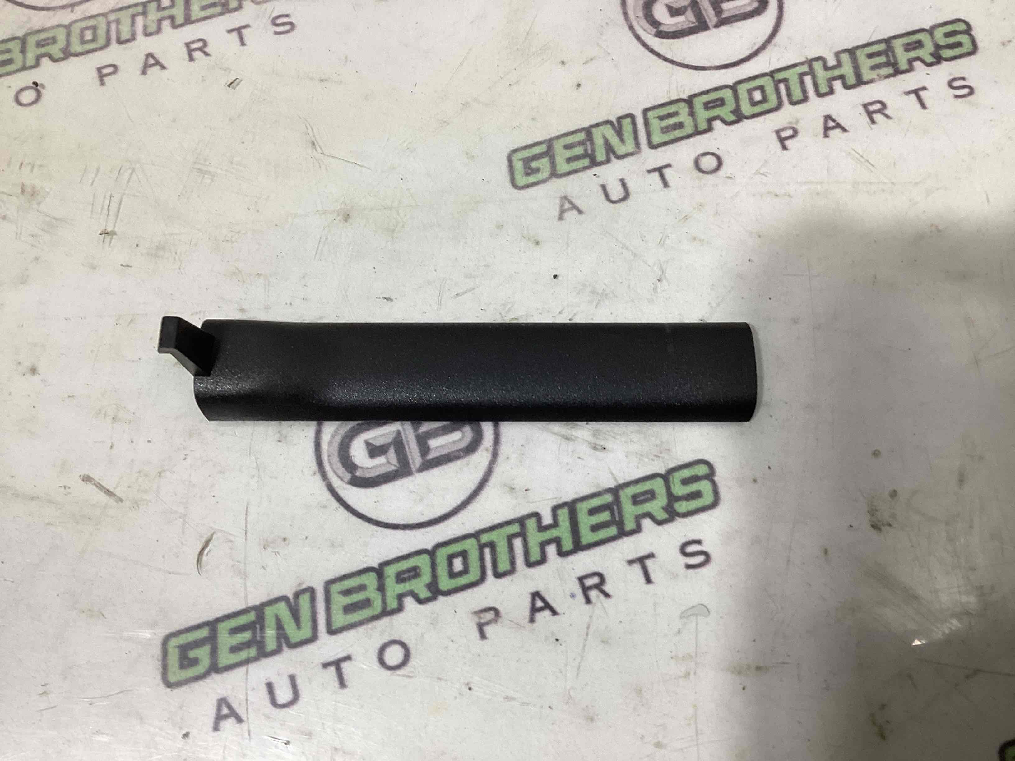 Дзеркало салону, корпус, кріплення, накладка