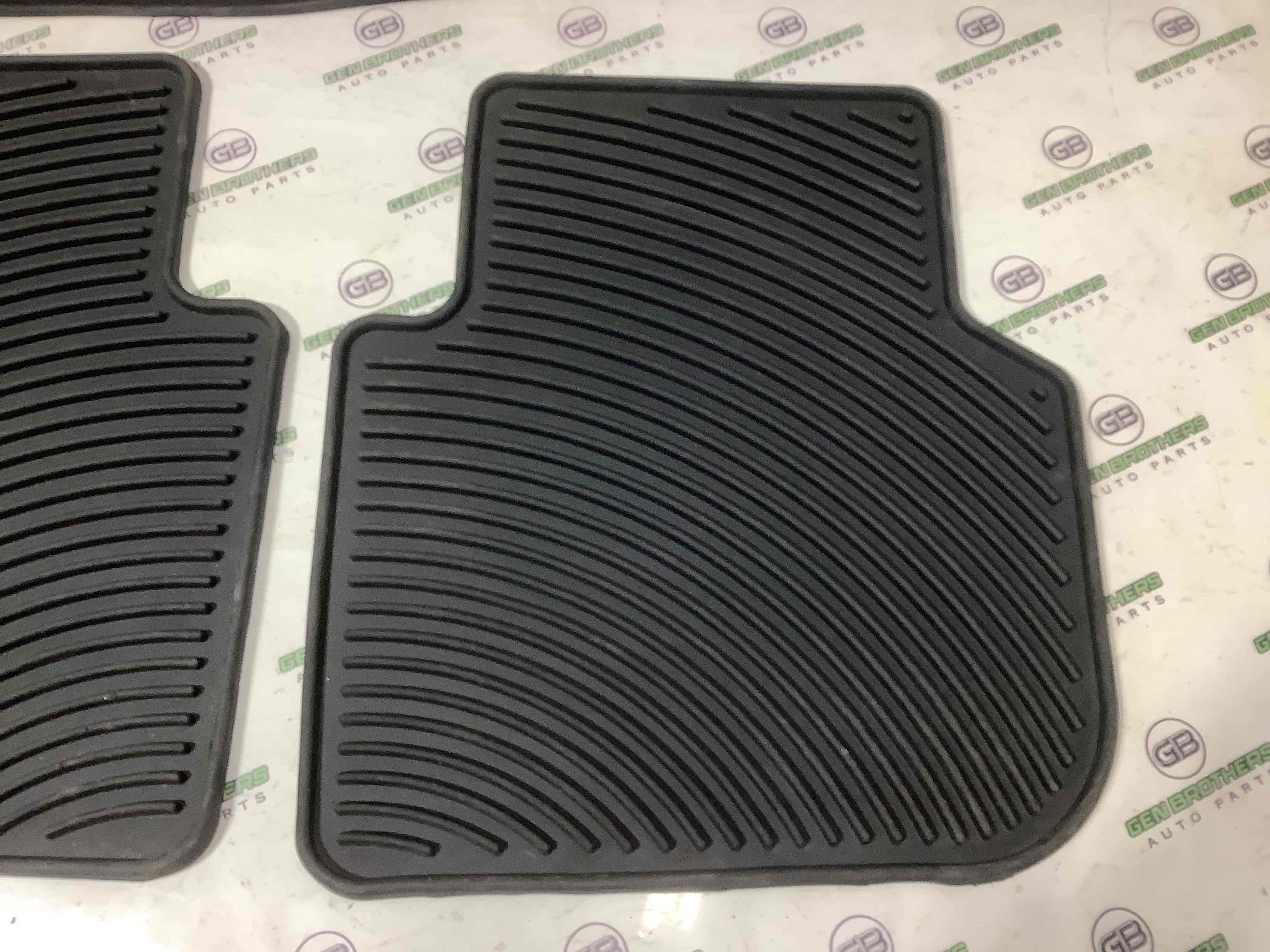 Килимки комплекти, підлога салону