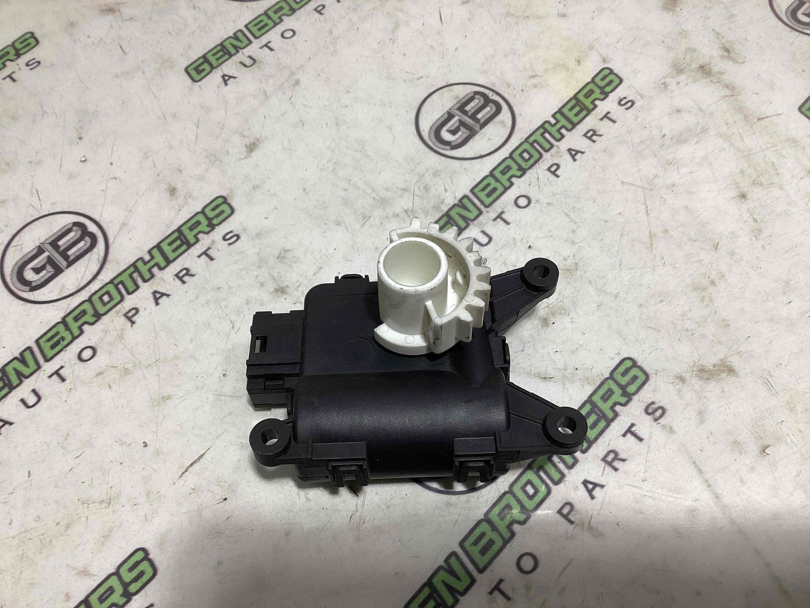 Мотор вентилятор пічки