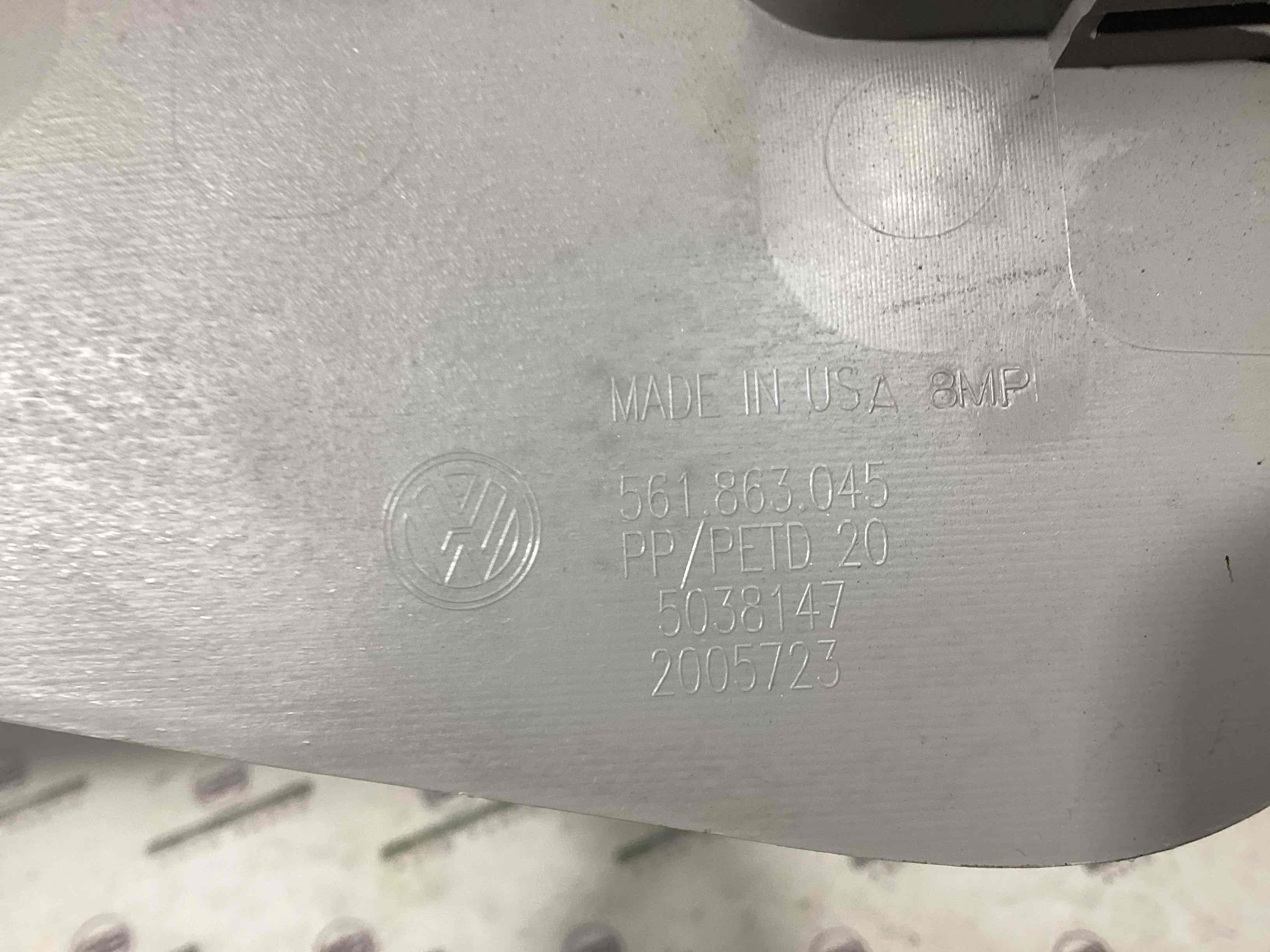 Оздоблення центральної консолі