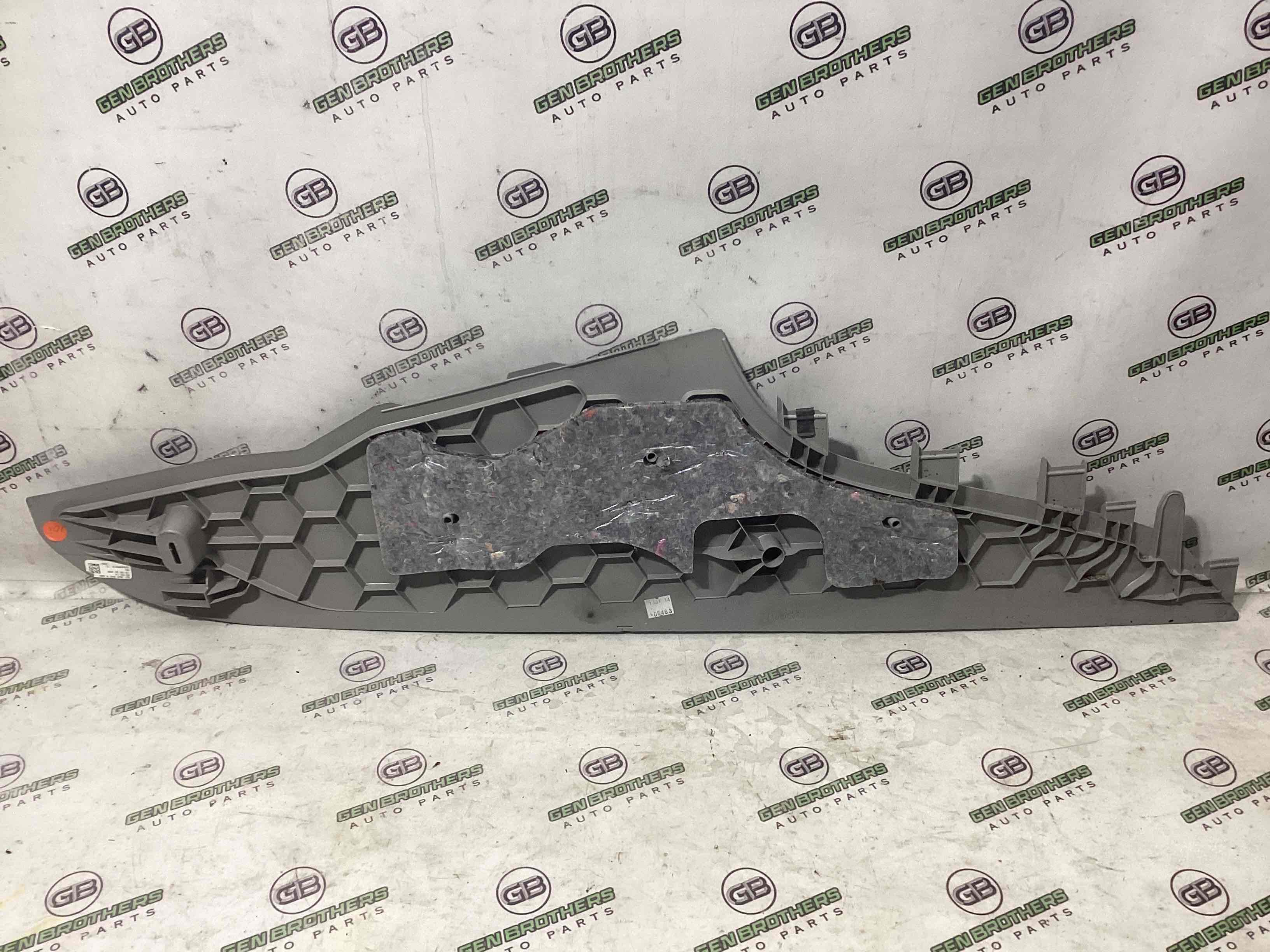 Оздоблення центральної консолі