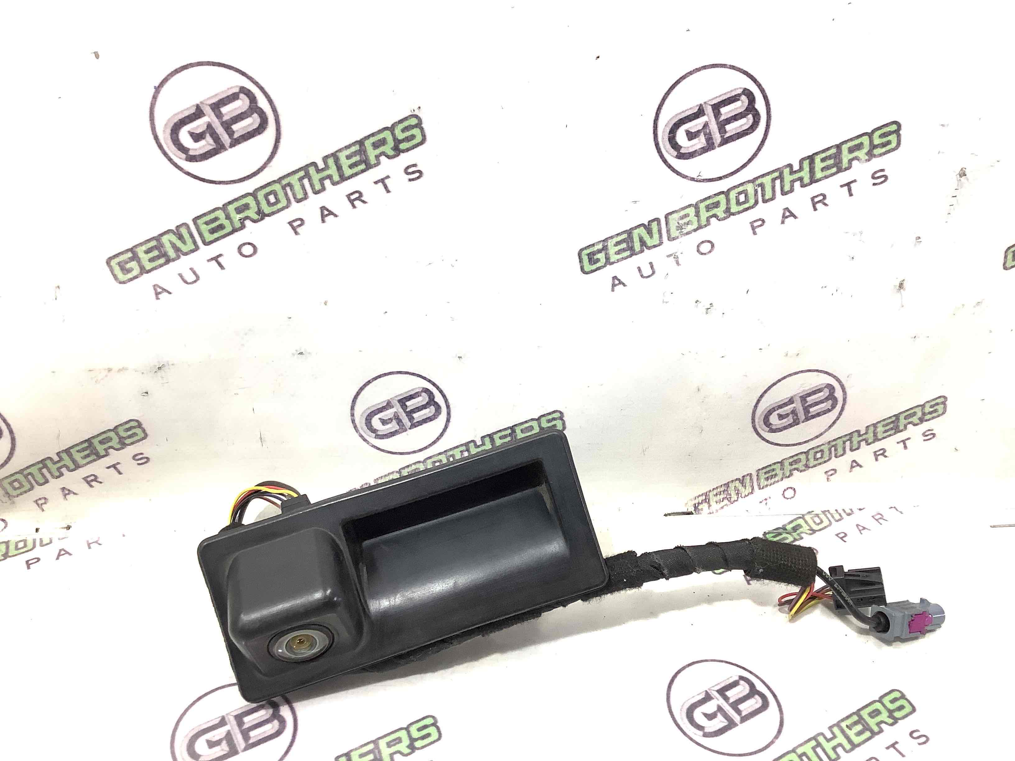 Камера, кріплення камери, корпус