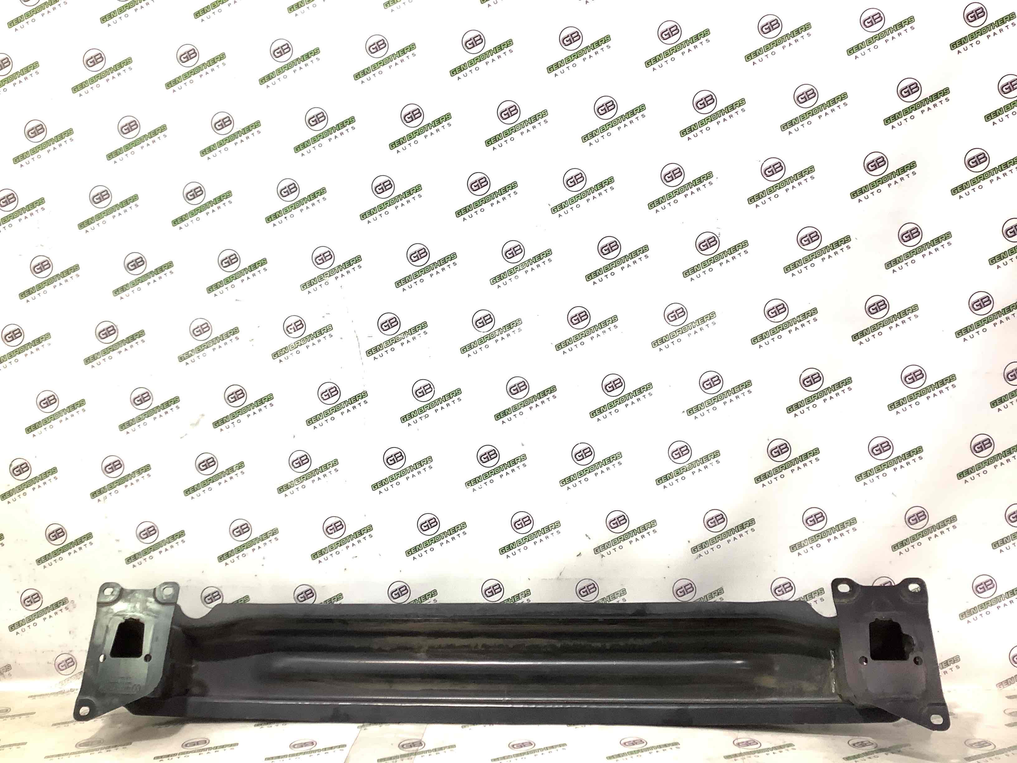 Підсилювач бампера заднього