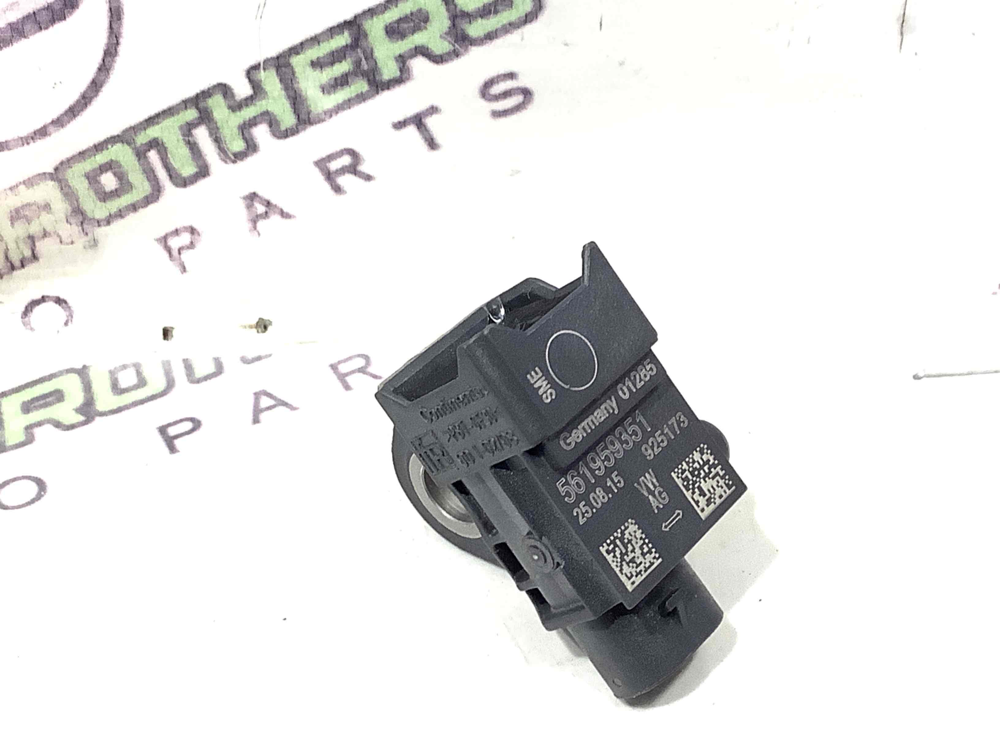 Датчик удару Airbag бічний