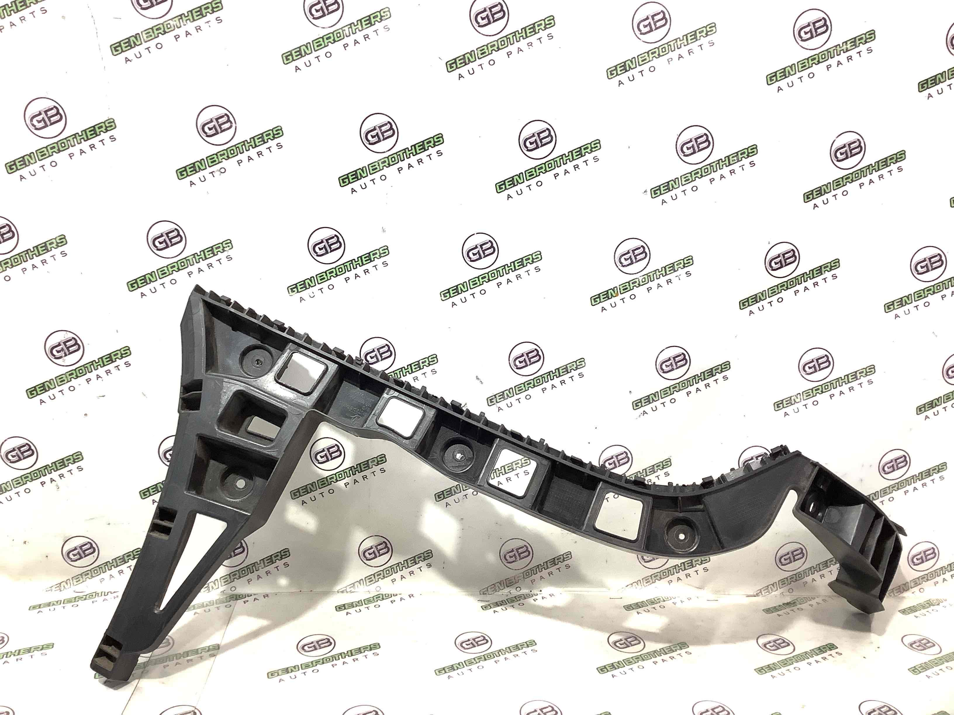 Кріплення заднього бампера ліве