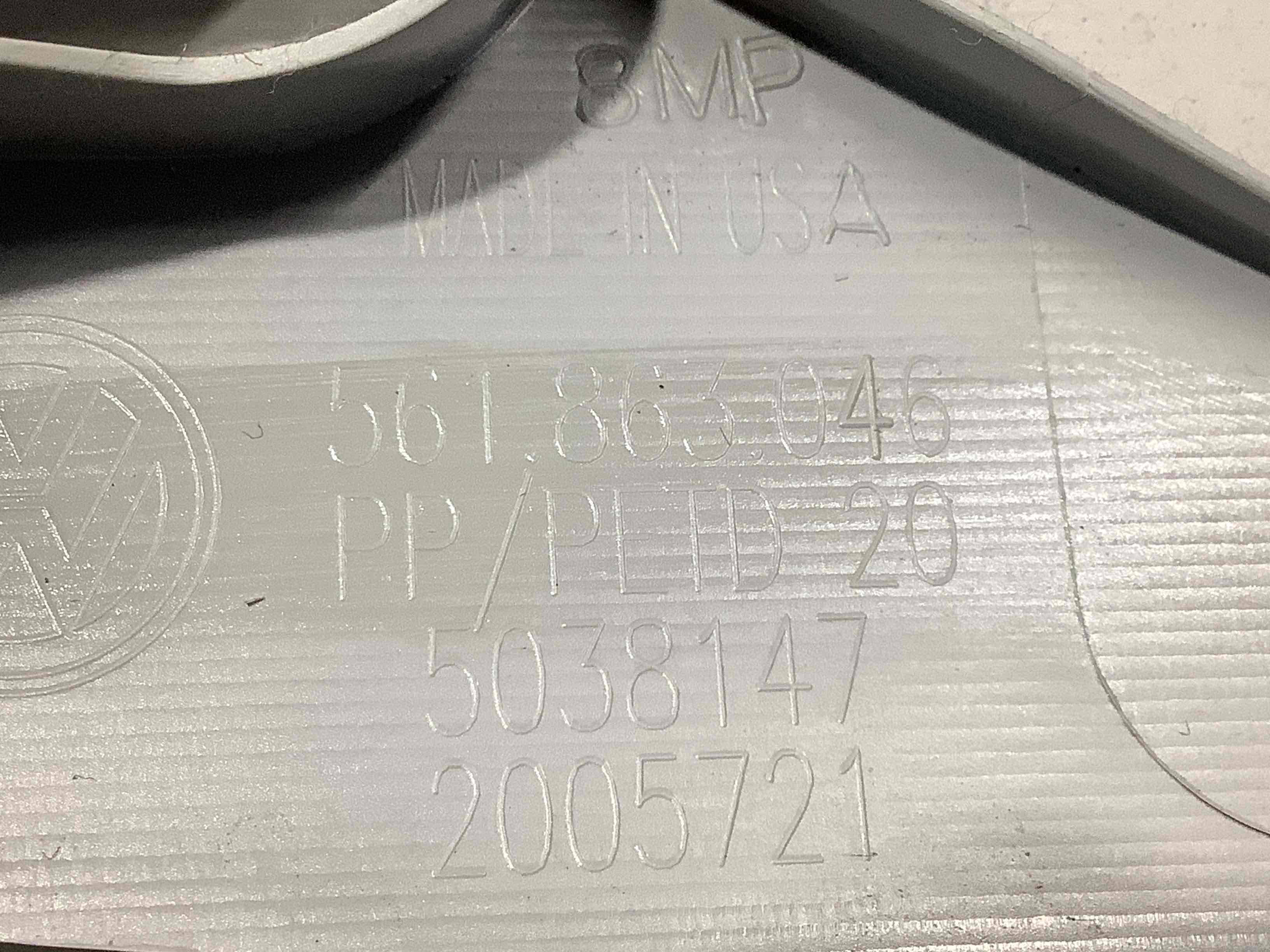 Оздоблення центральної консолі