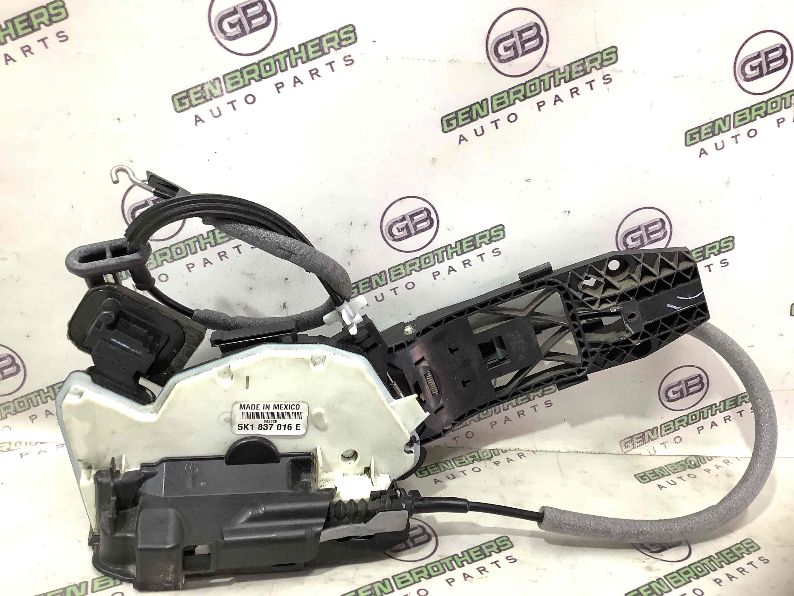 Замок дверей передньої правої