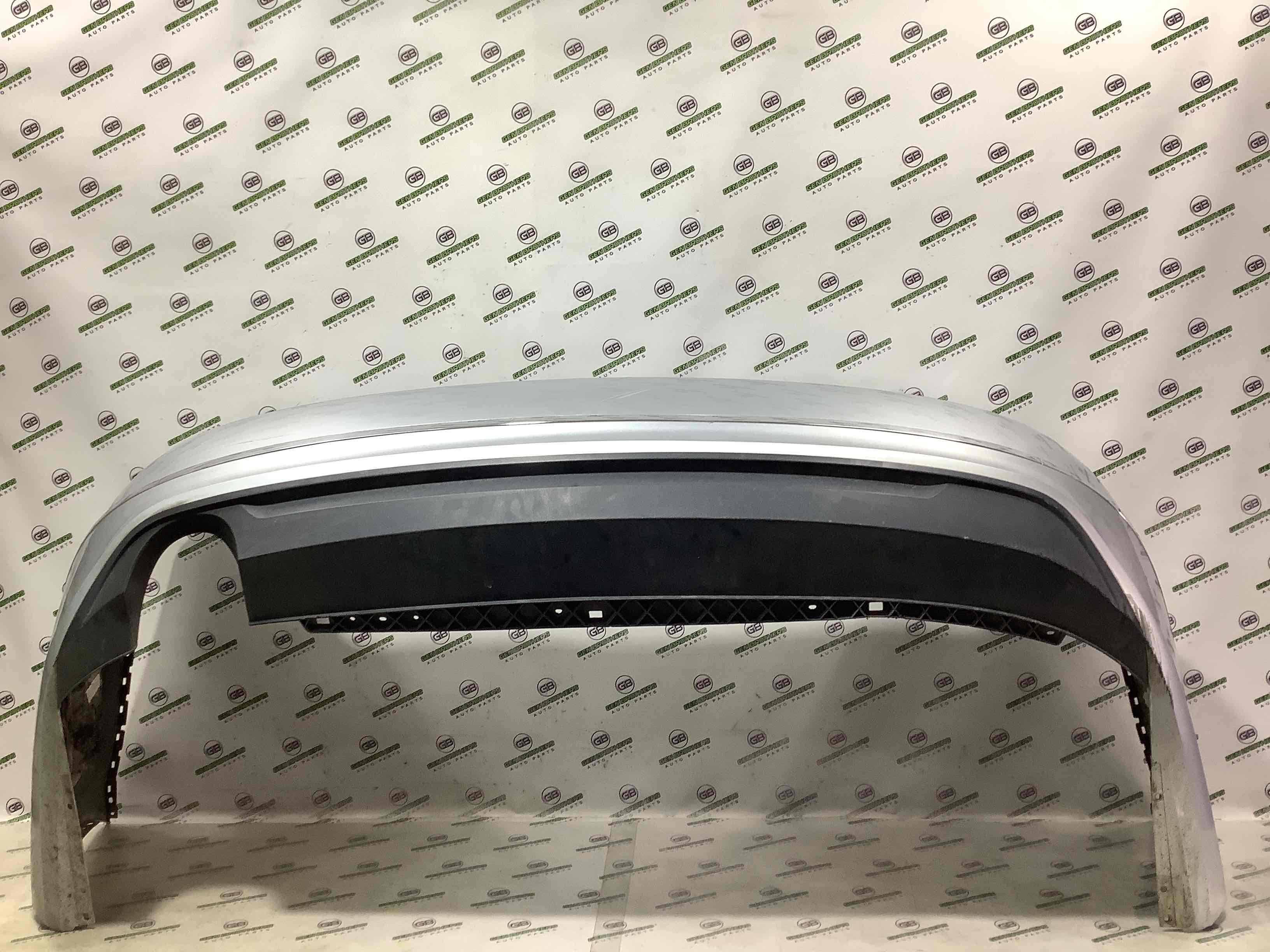 Бампер задній