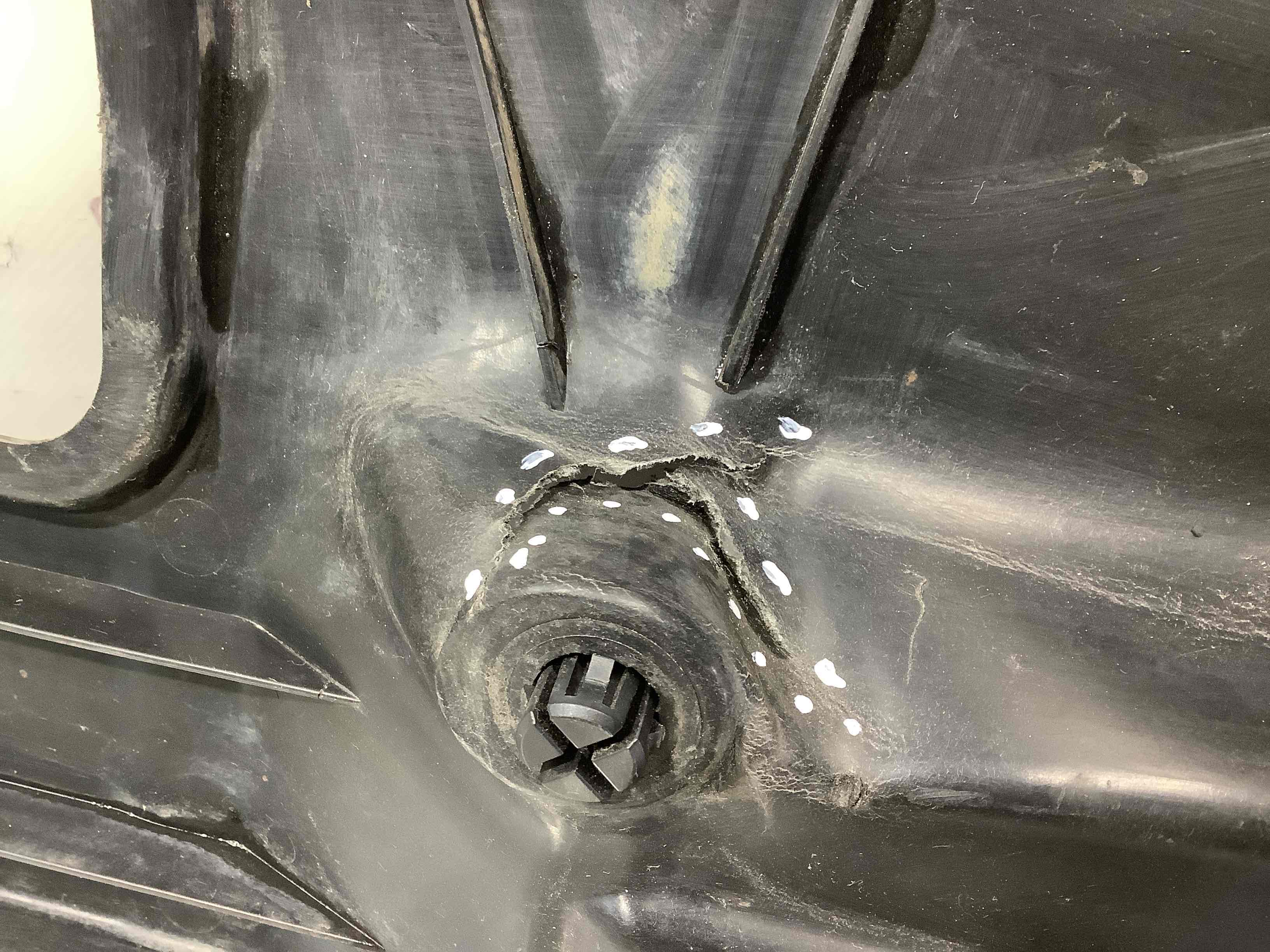 Захист днища