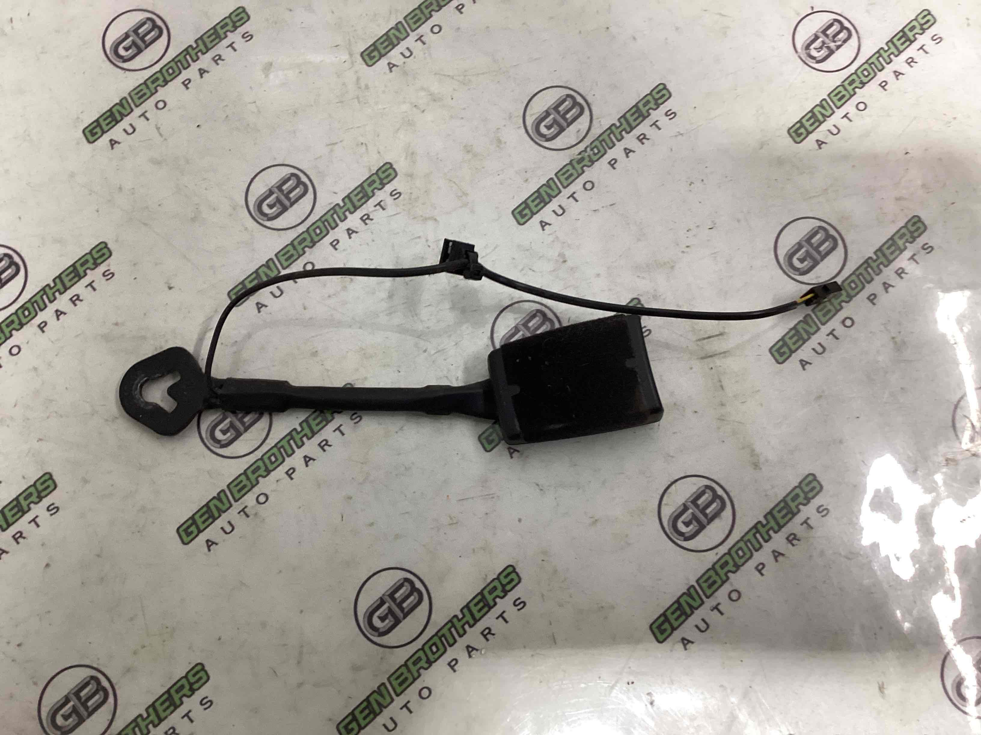 Замок ременя безпеки