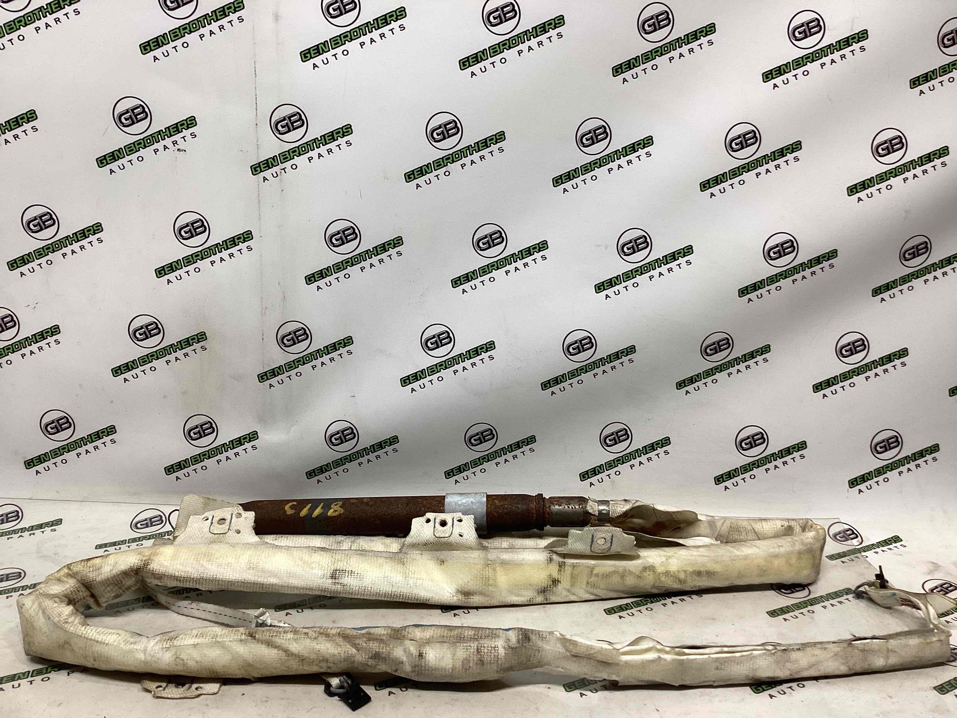 Подушка безпеки збоку шторка