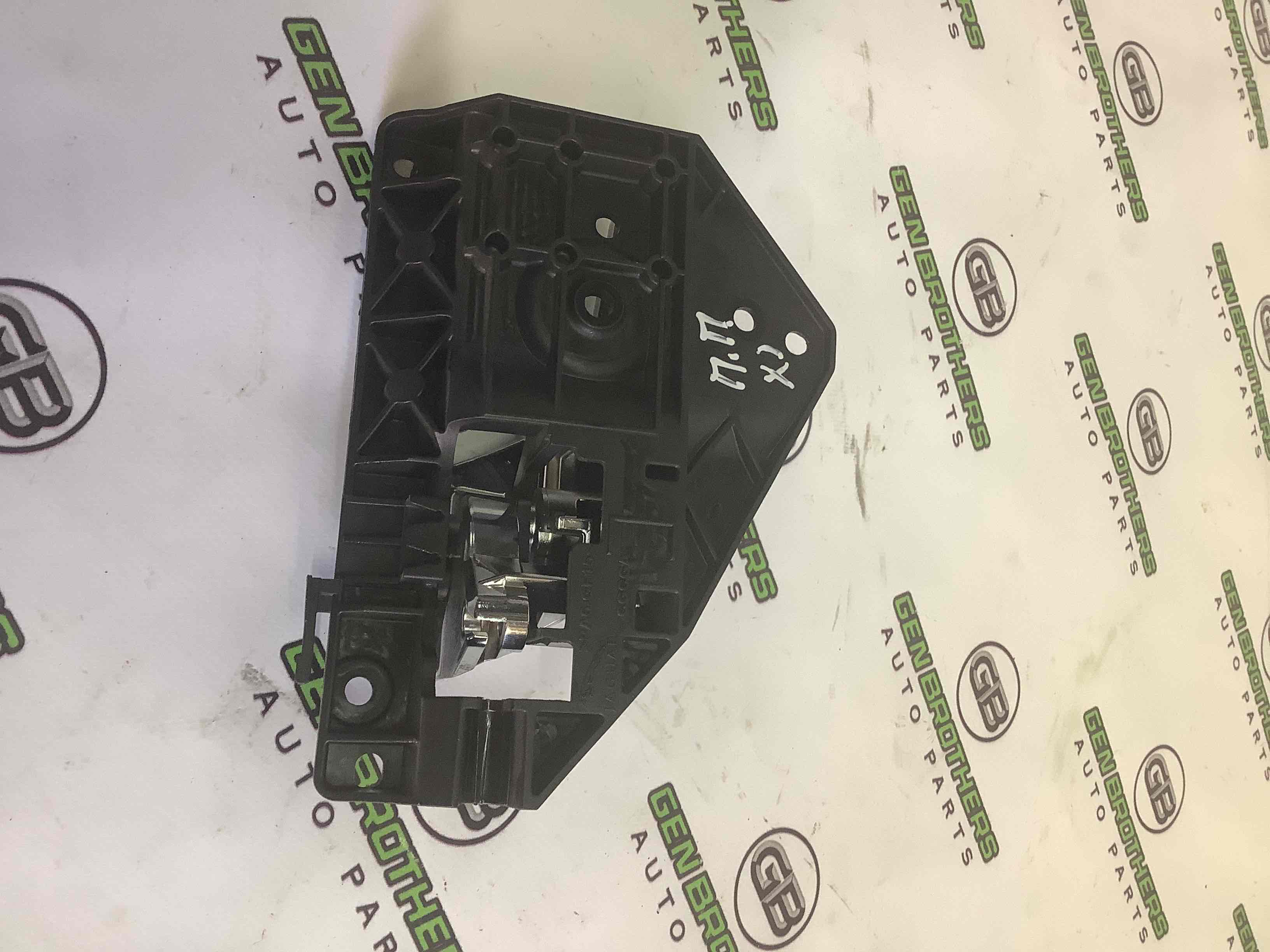 Ручка дверей салону внутрішня, поручень