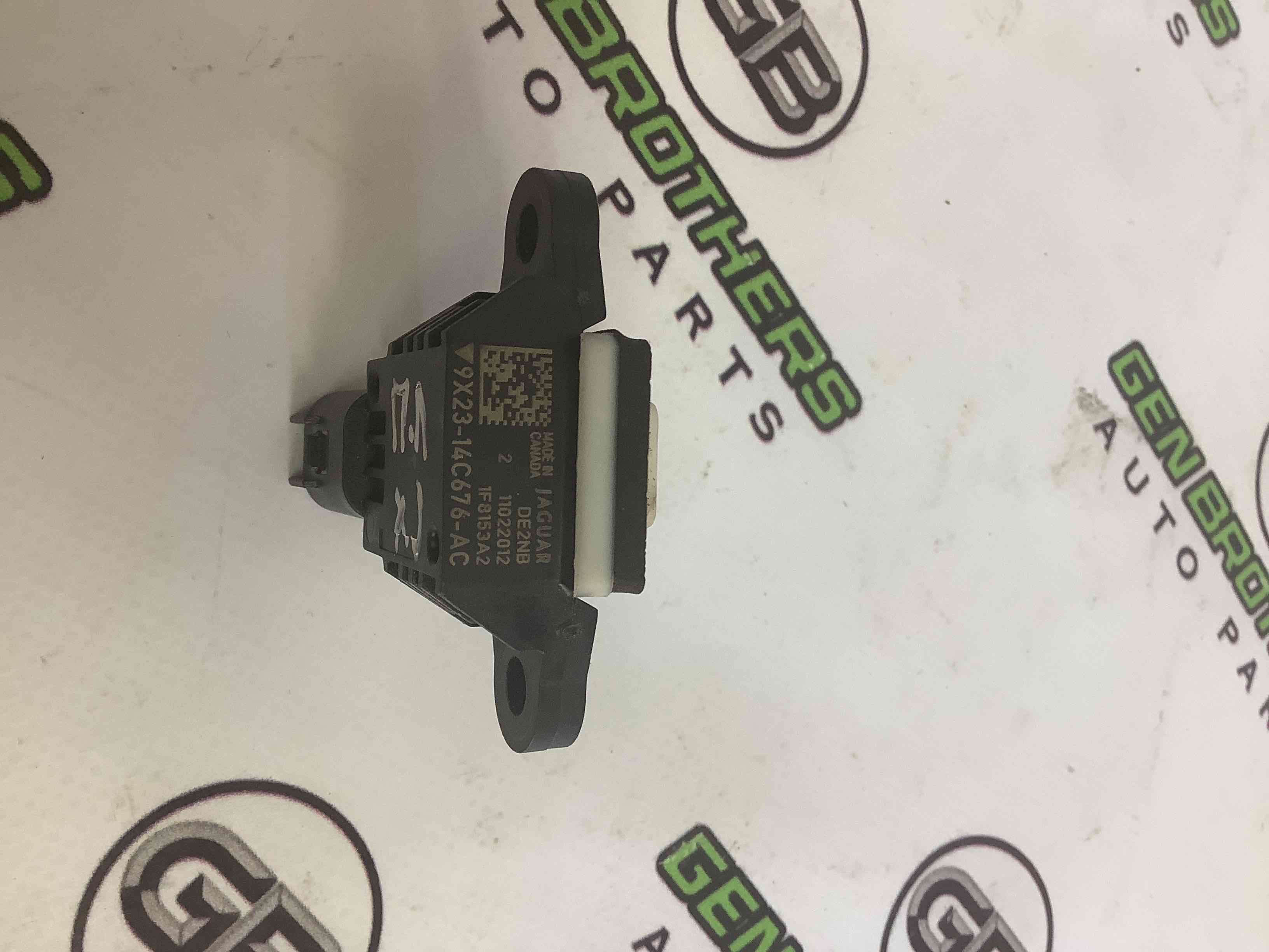 Датчик удару Airbag бічний