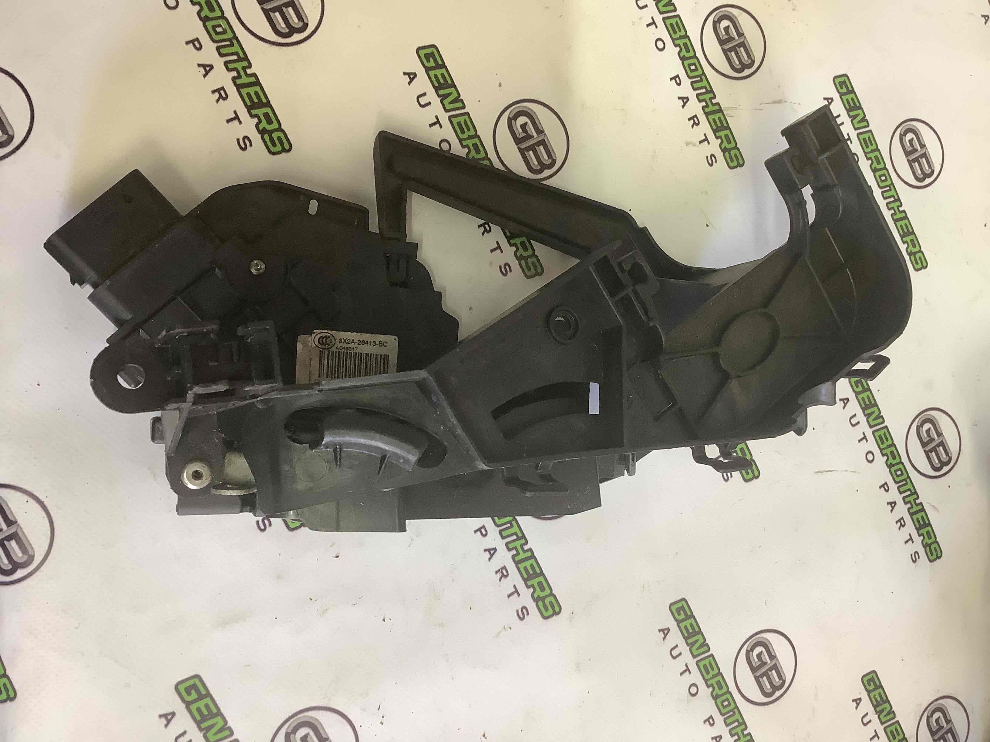 Замок дверей задньої лівої