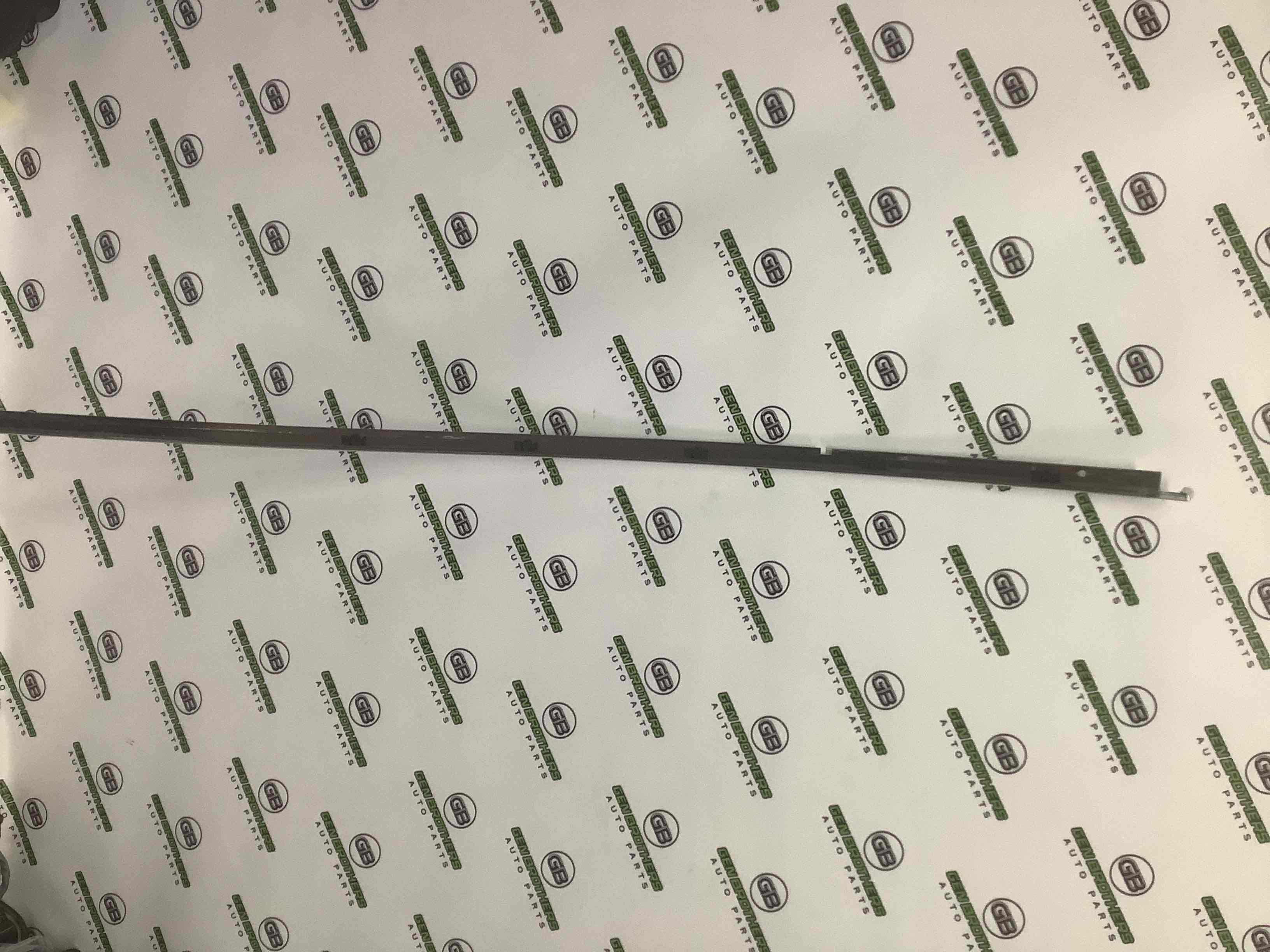 Молдинг двері передньої правої