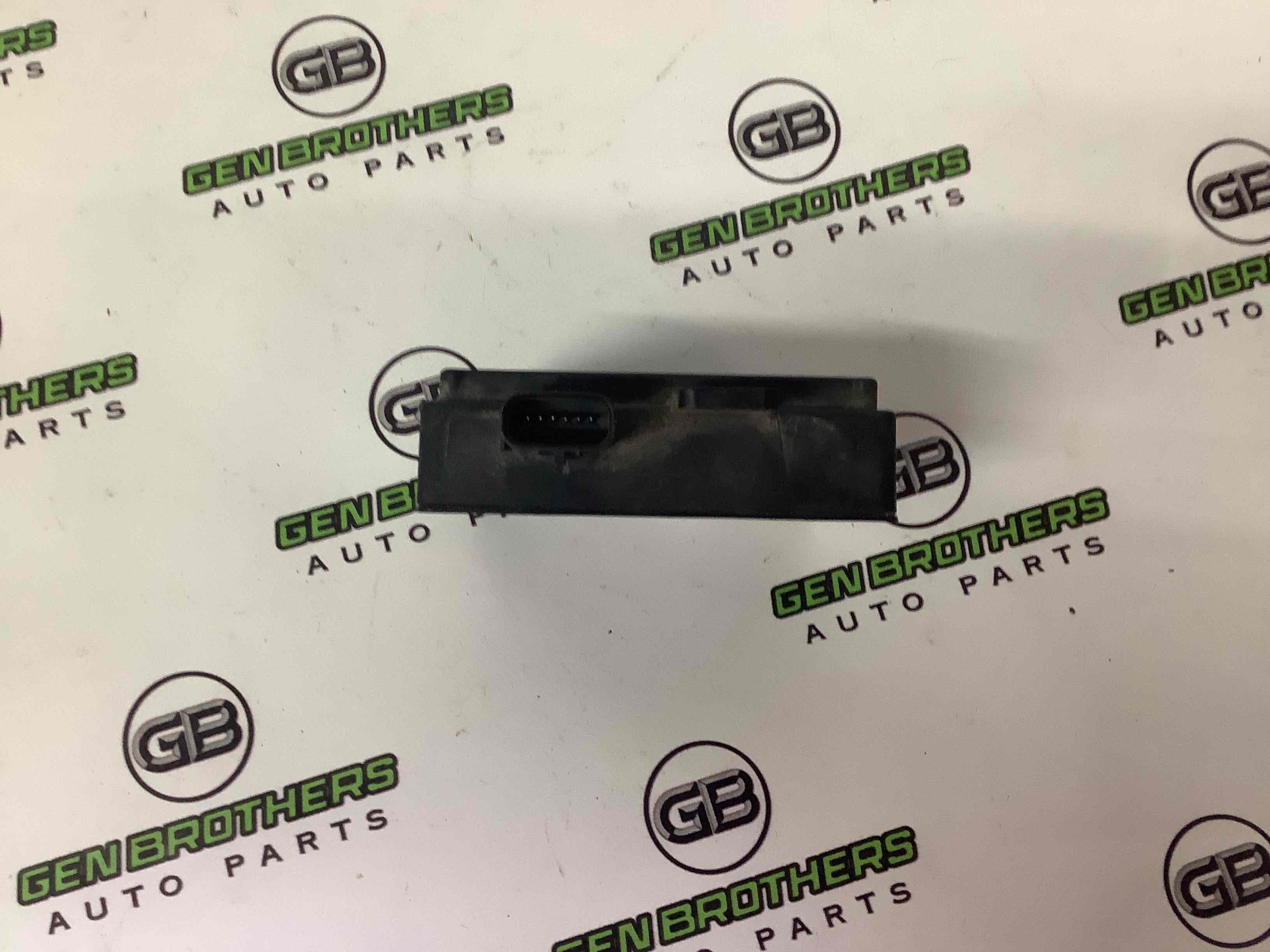 Датчик сліпої зони, кріплення датчика