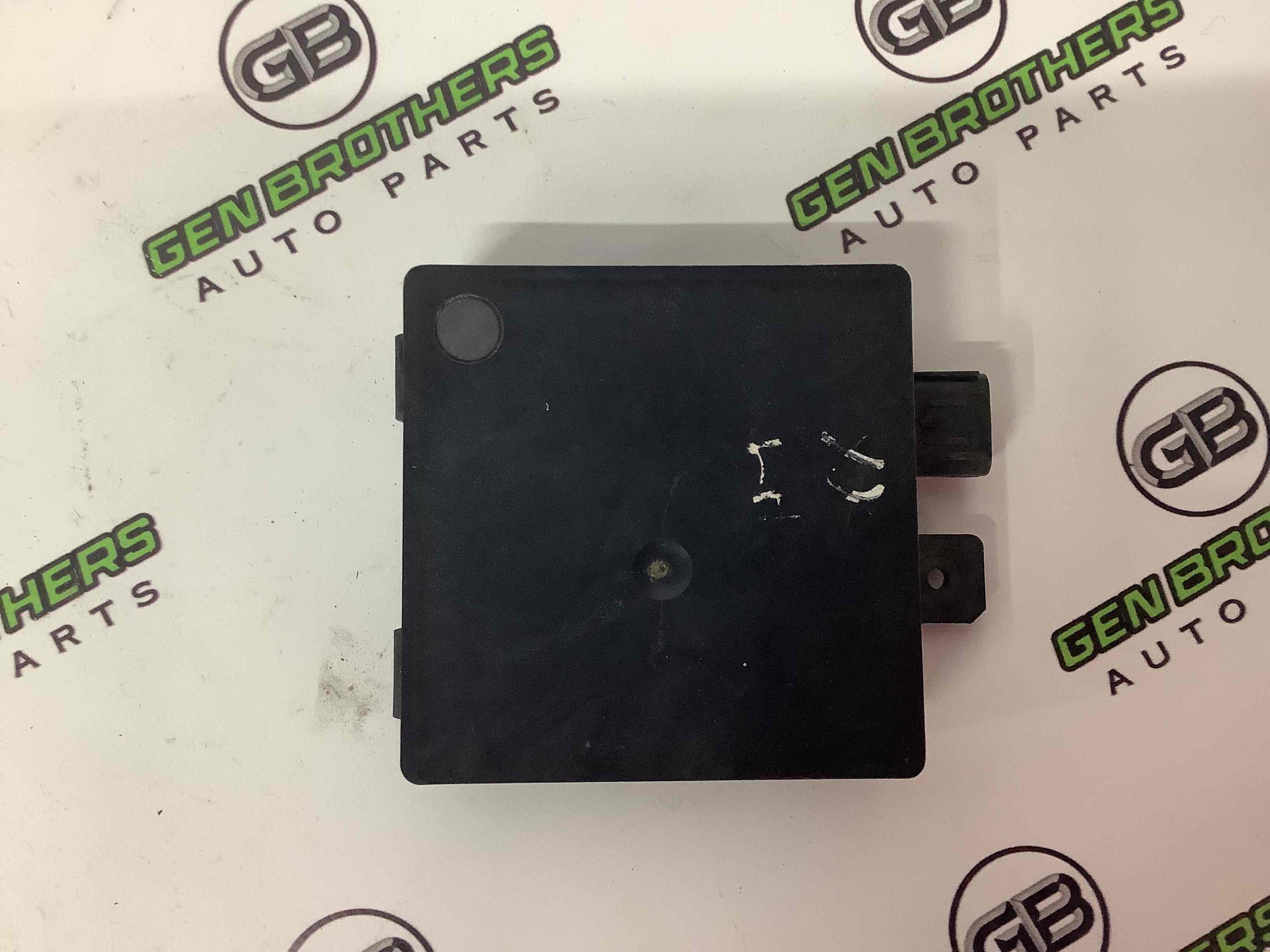 Датчик сліпої зони, кріплення датчика