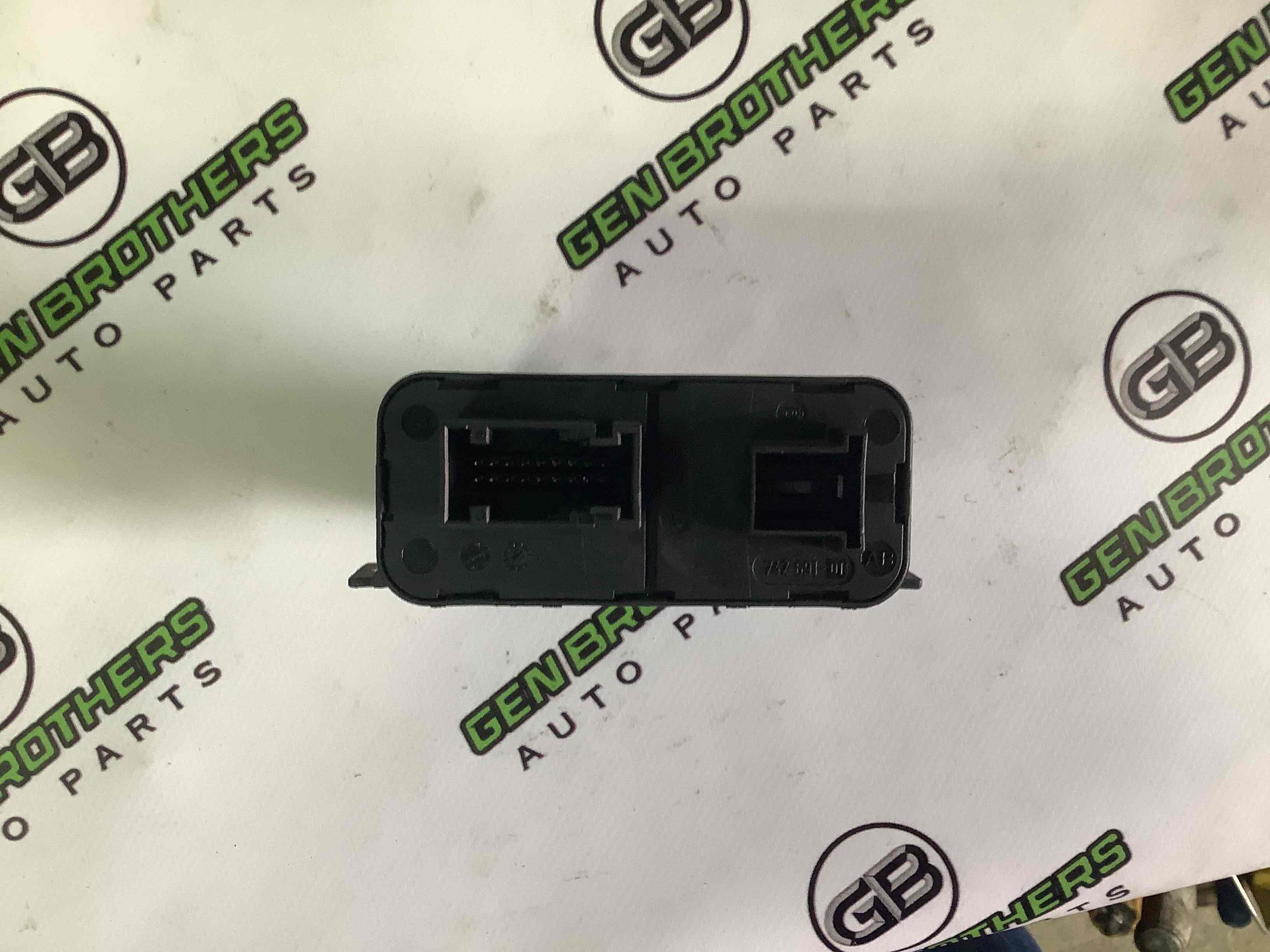 Блок керування світлом, блок кнопок світла