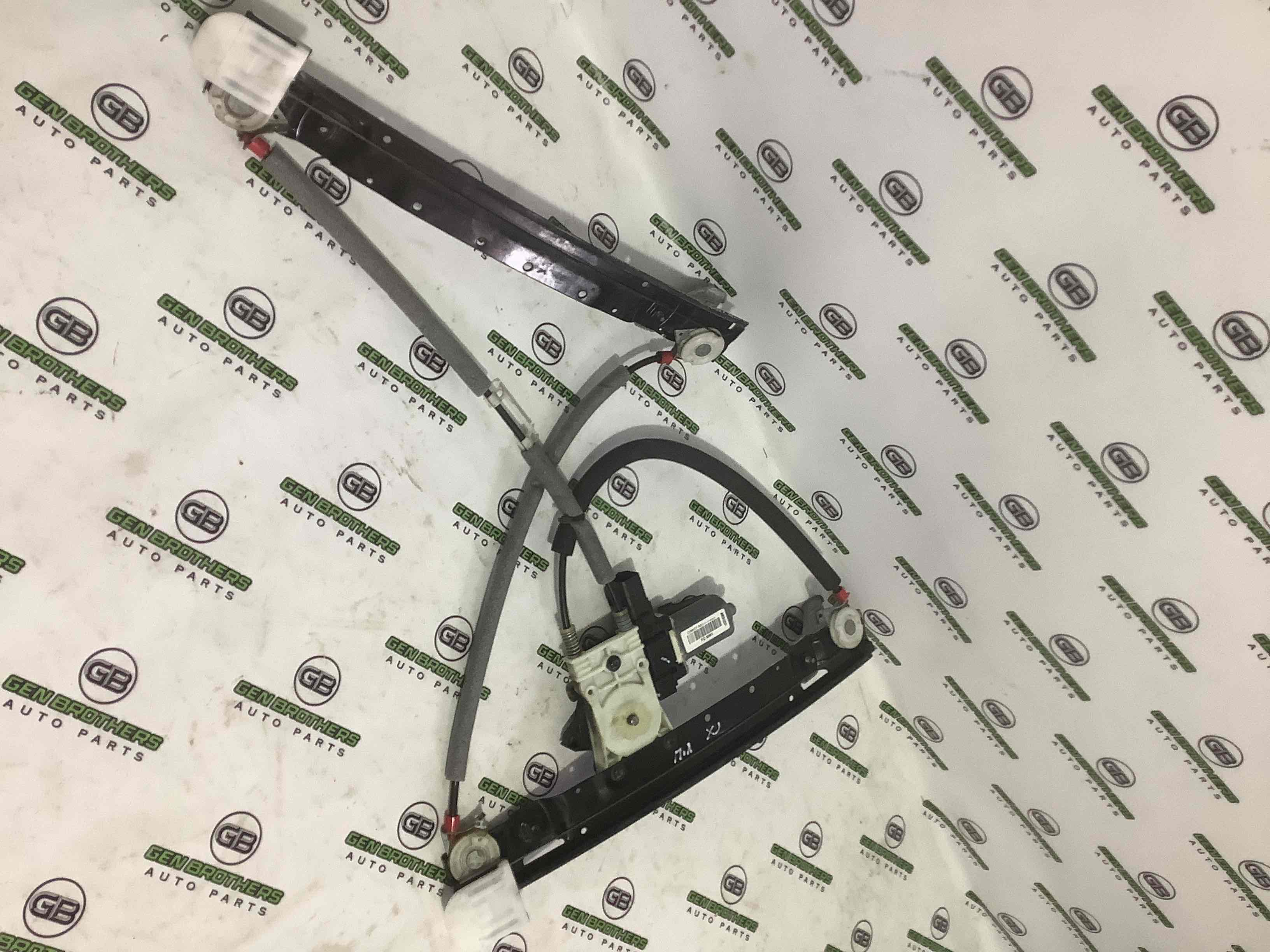 Склопідйомник передній лівий