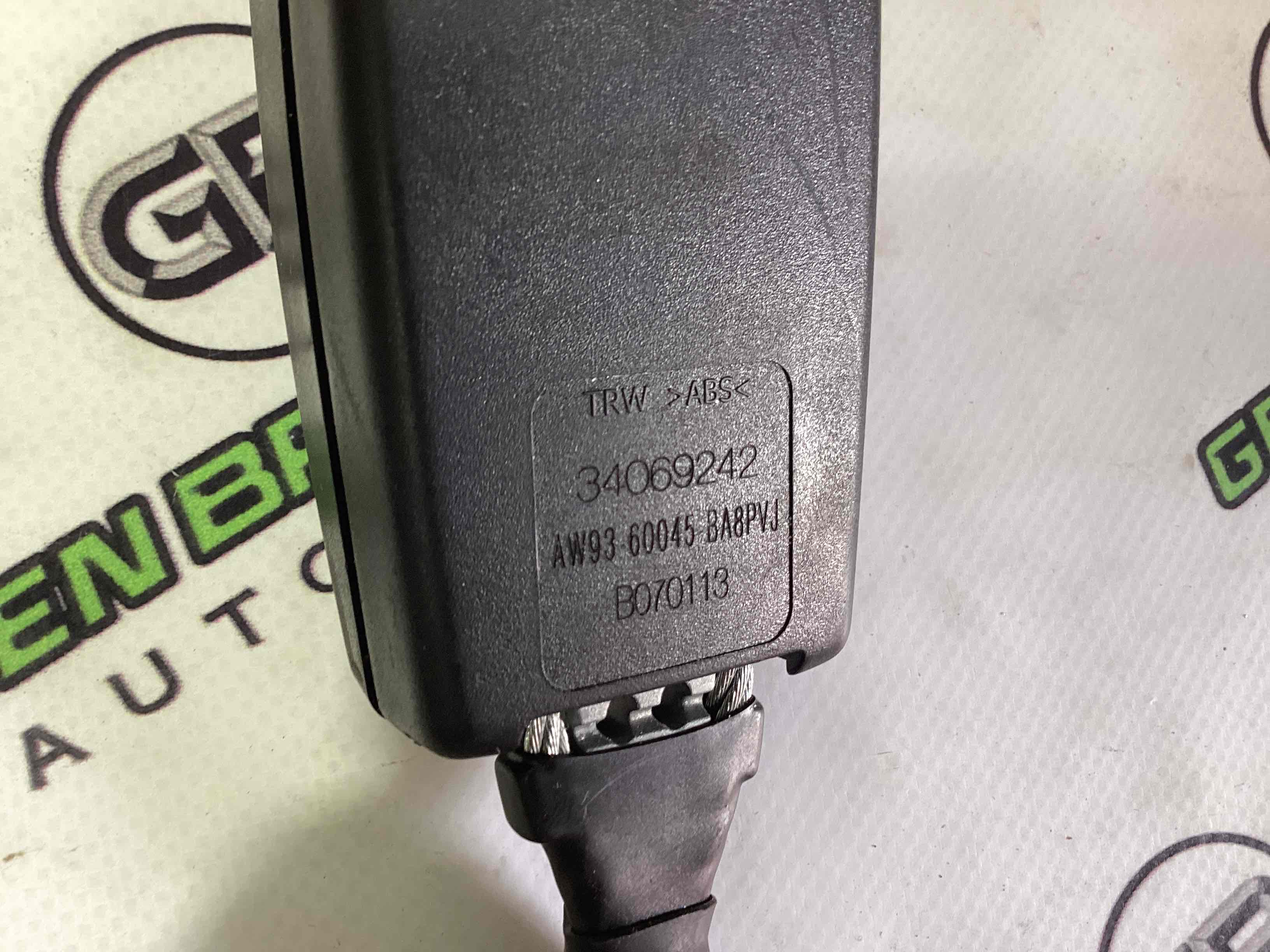 Замок ременя безпеки