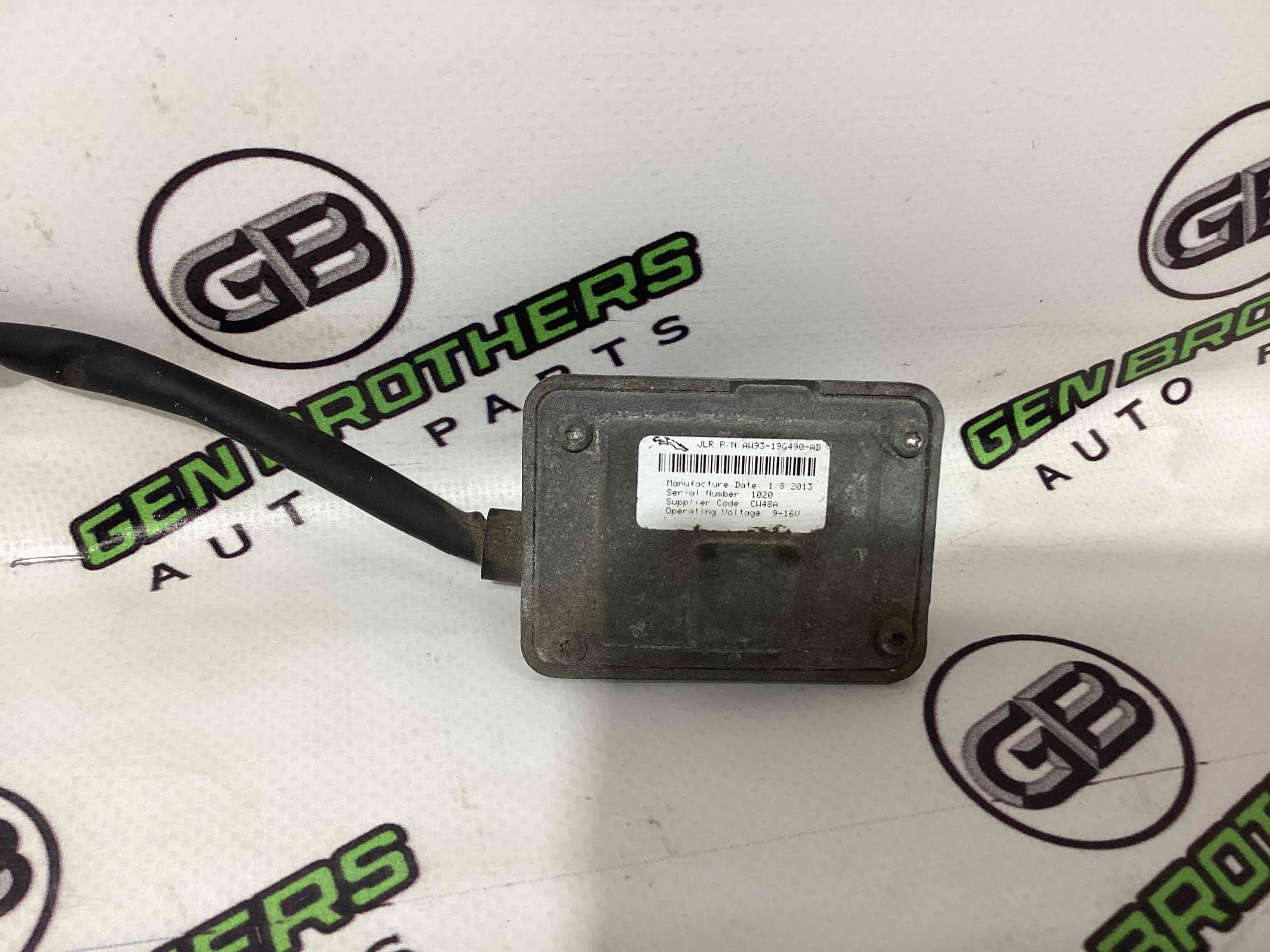 Камера, кріплення камери, корпус