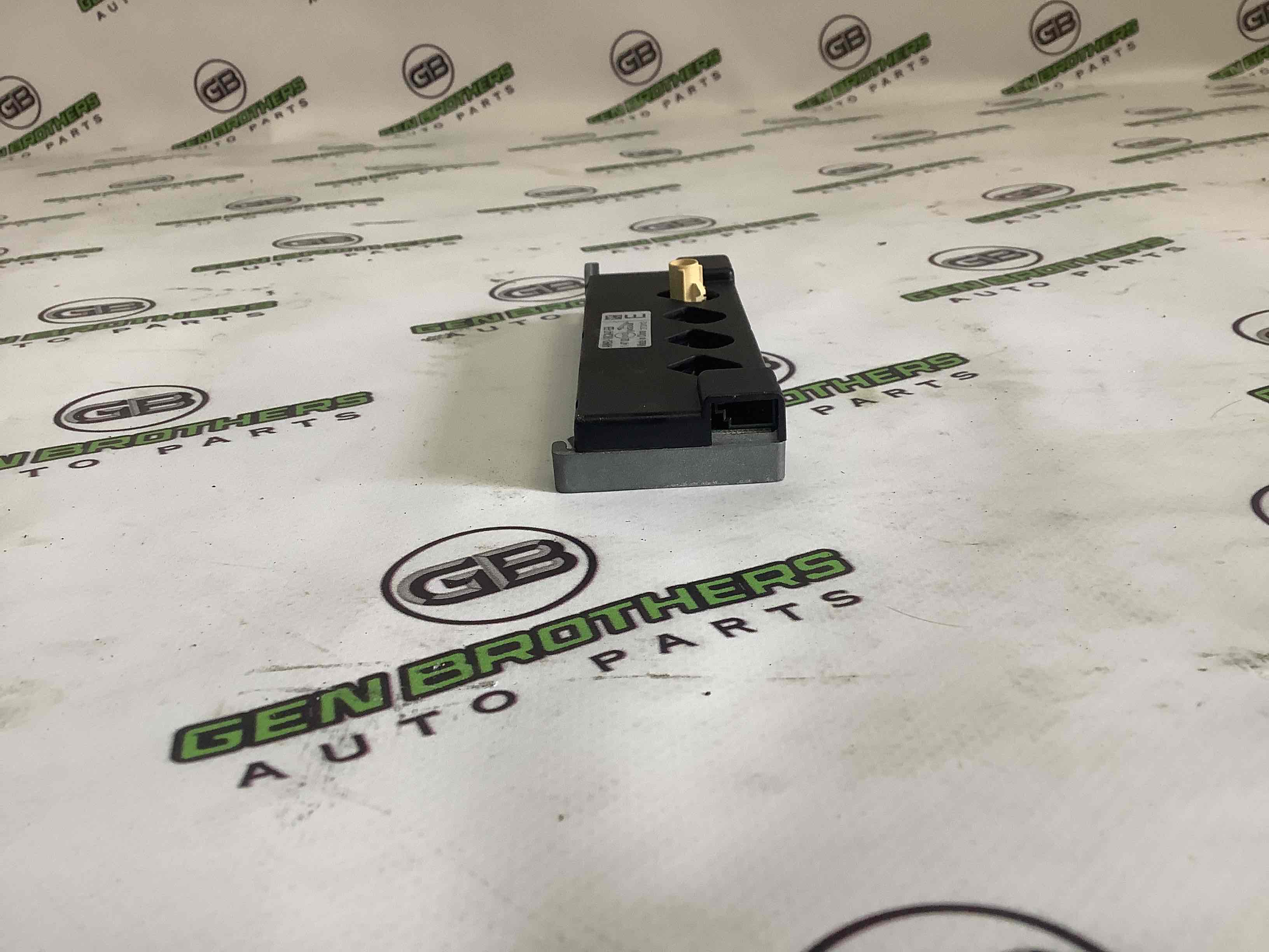 Антена, підсилювач антени