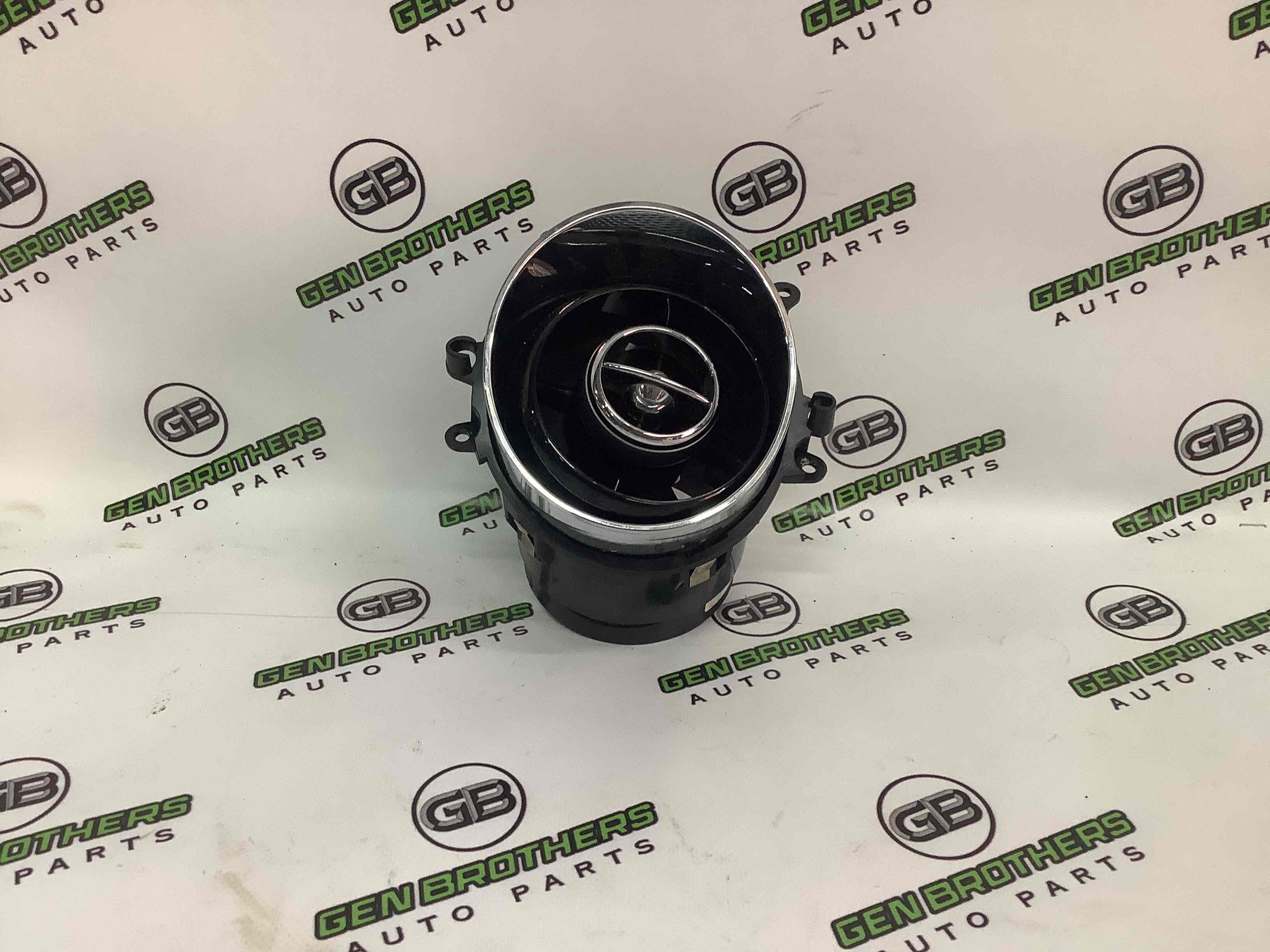 Дефлектор обдування салону