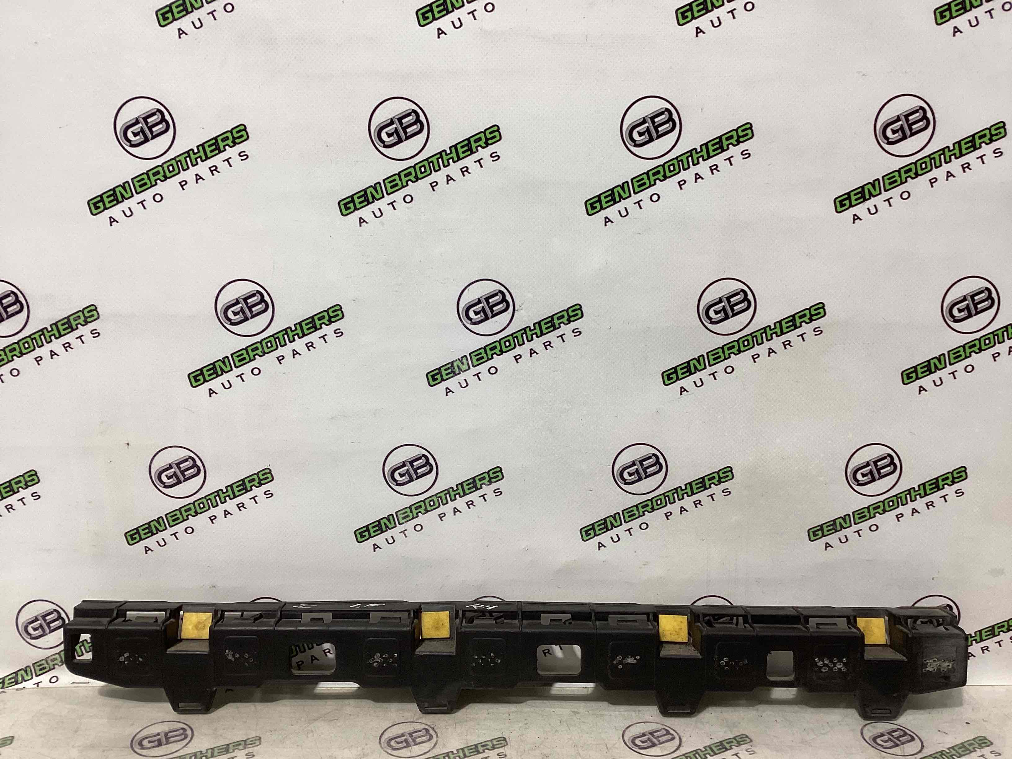 Кріплення, кронштейн