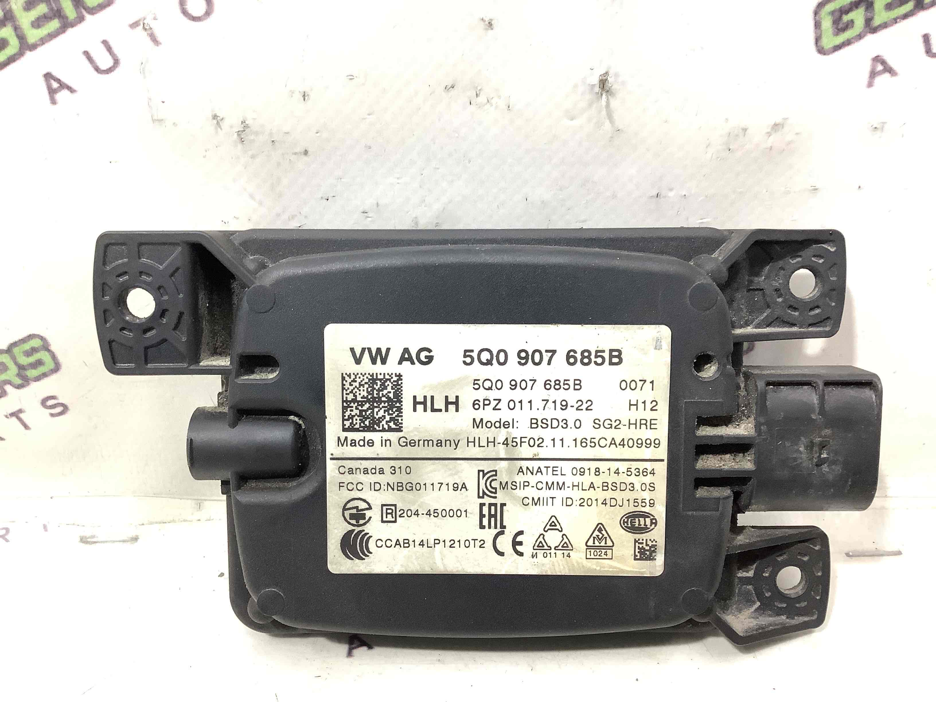 Датчик сліпої зони, кріплення датчика