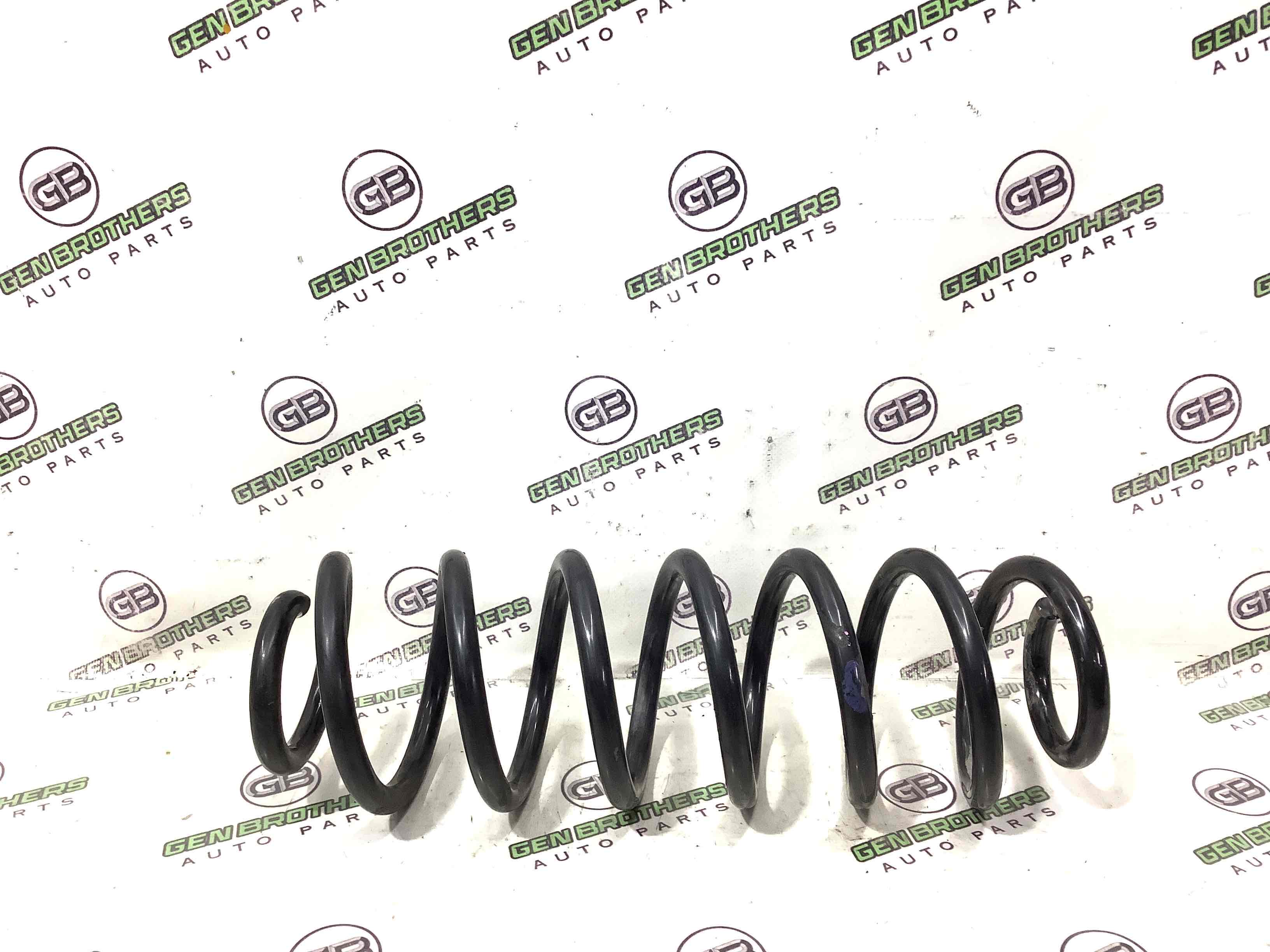 Пружина задня