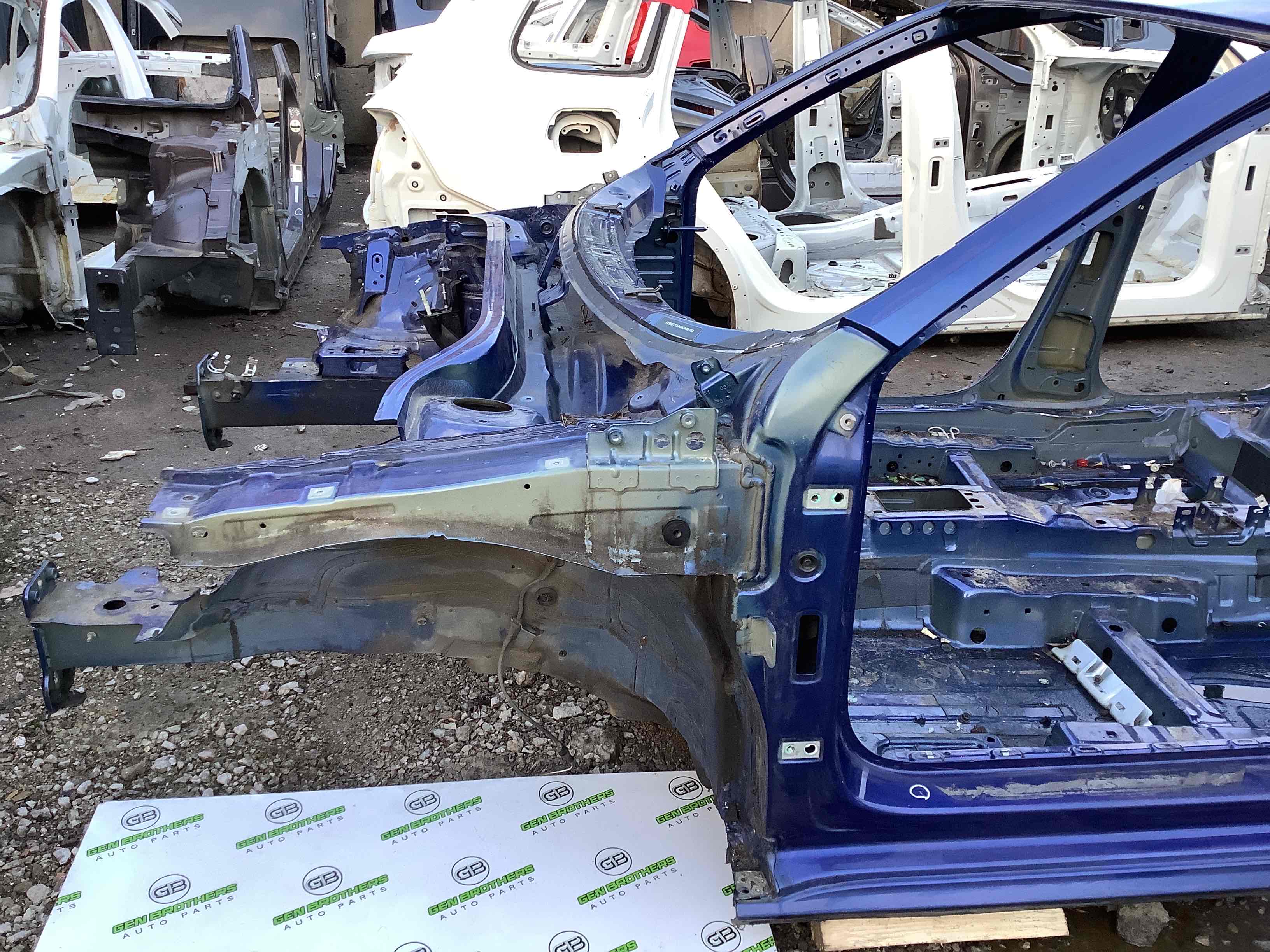 Чверть передня ліва