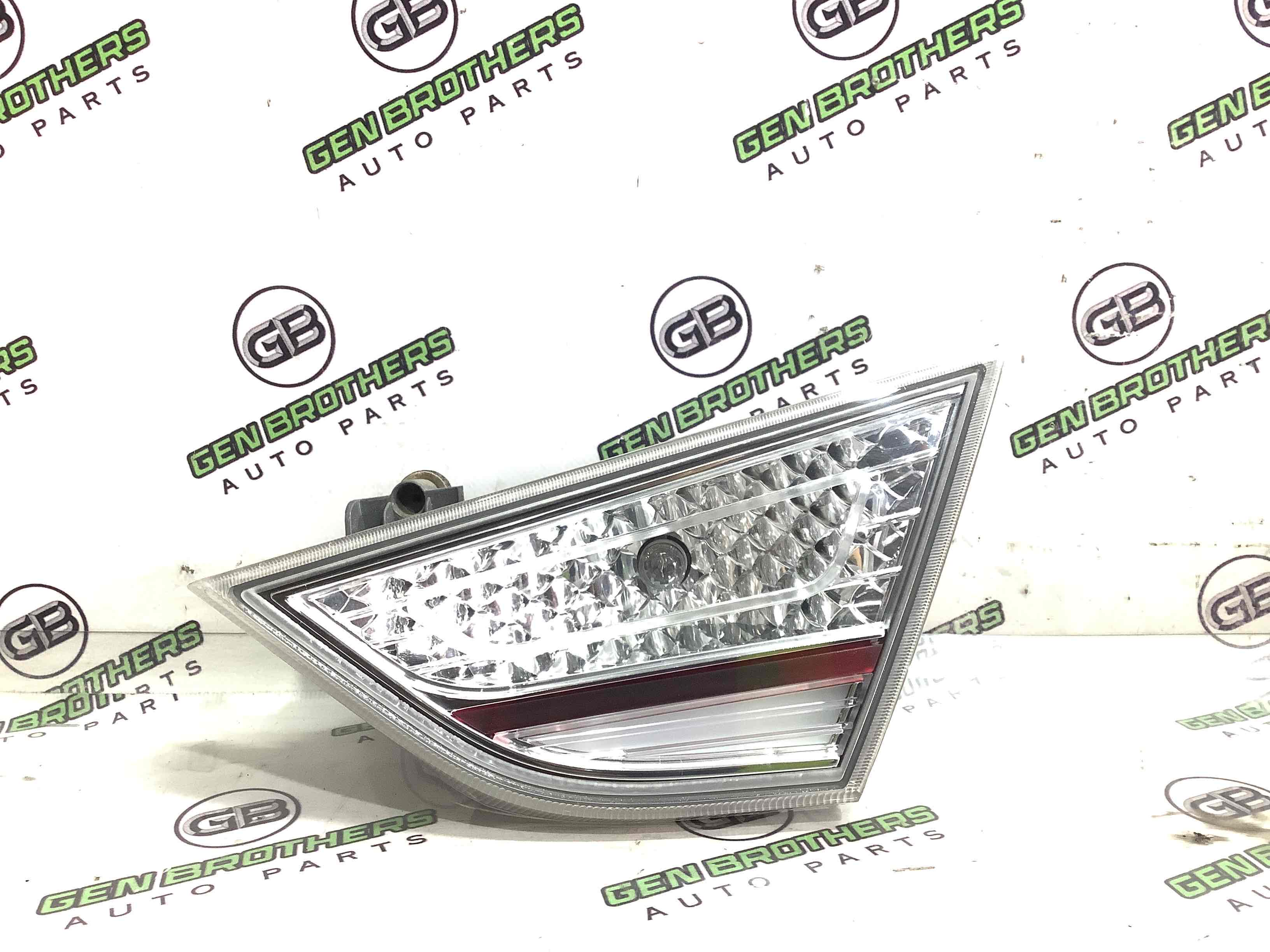 Ліхтар задній правий