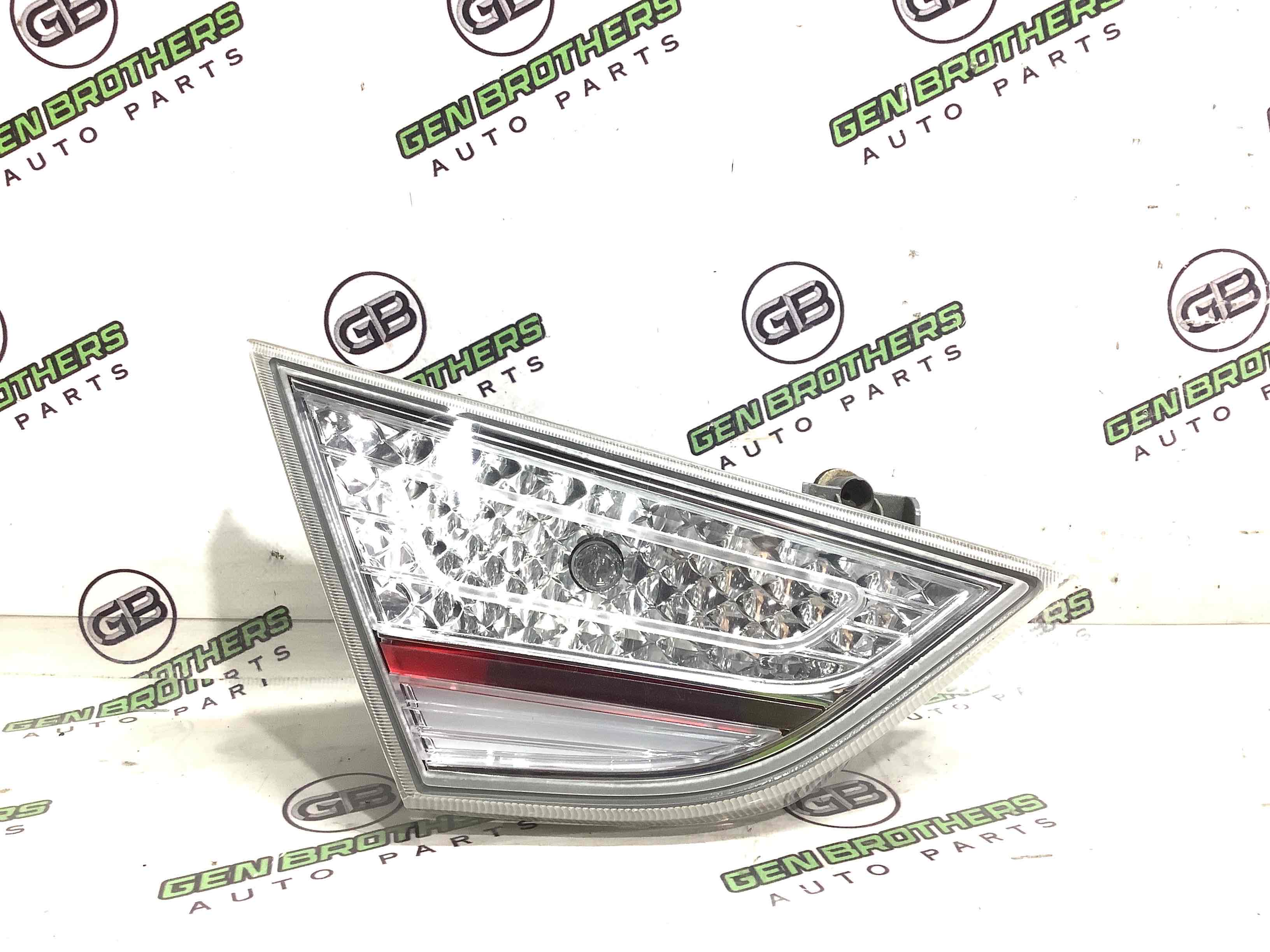 Ліхтар задній лівий