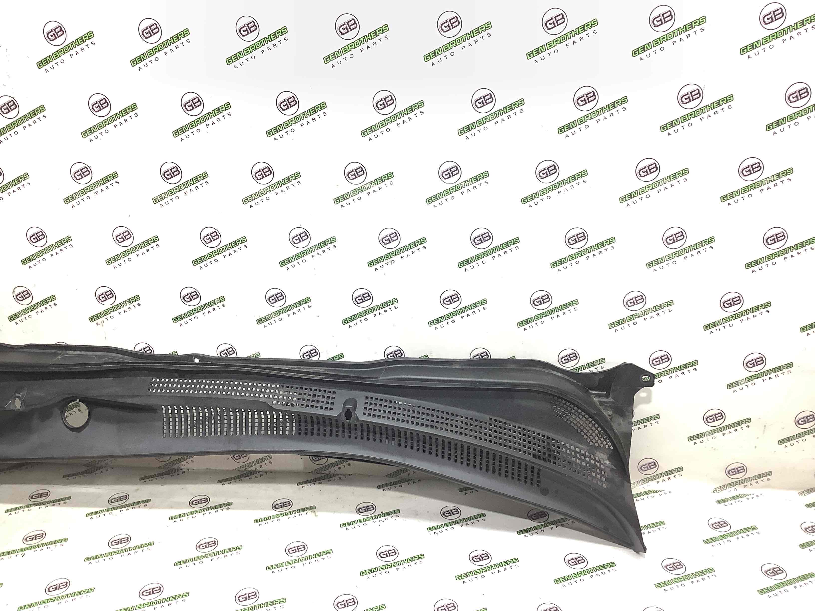 Жабо трапеції двірників, кріплення жабо